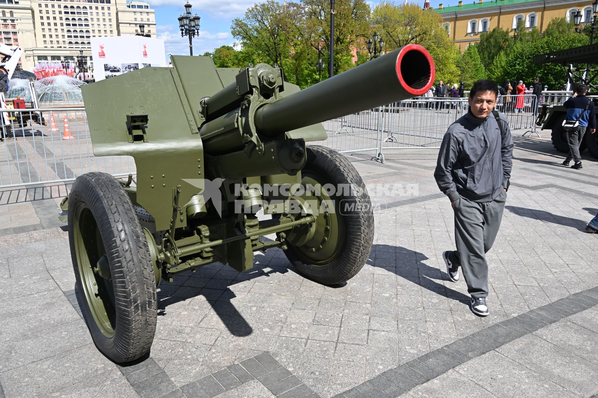 Москва майская