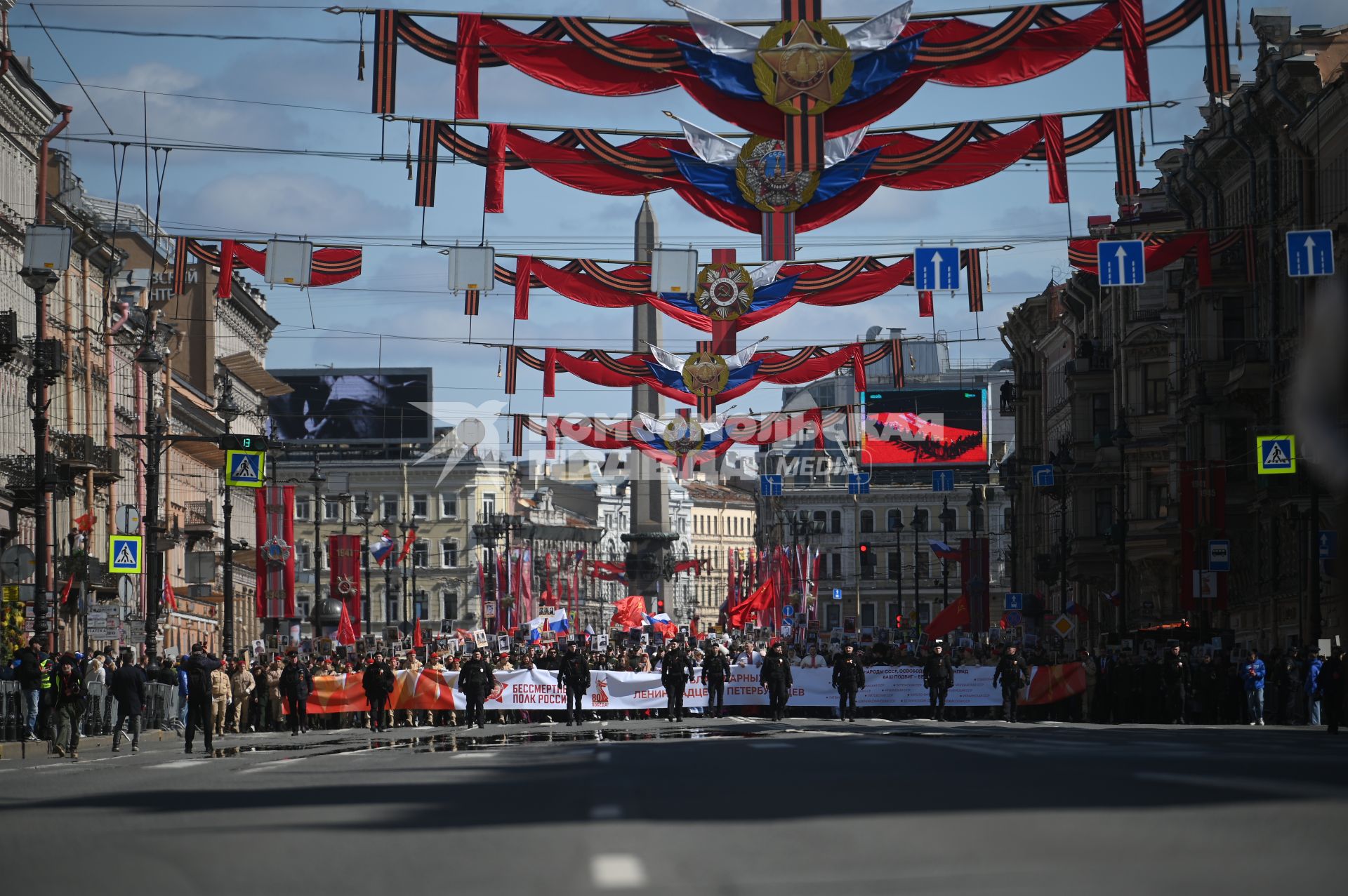 Акция Бессмертный полк\" в Санкт-Петербурге