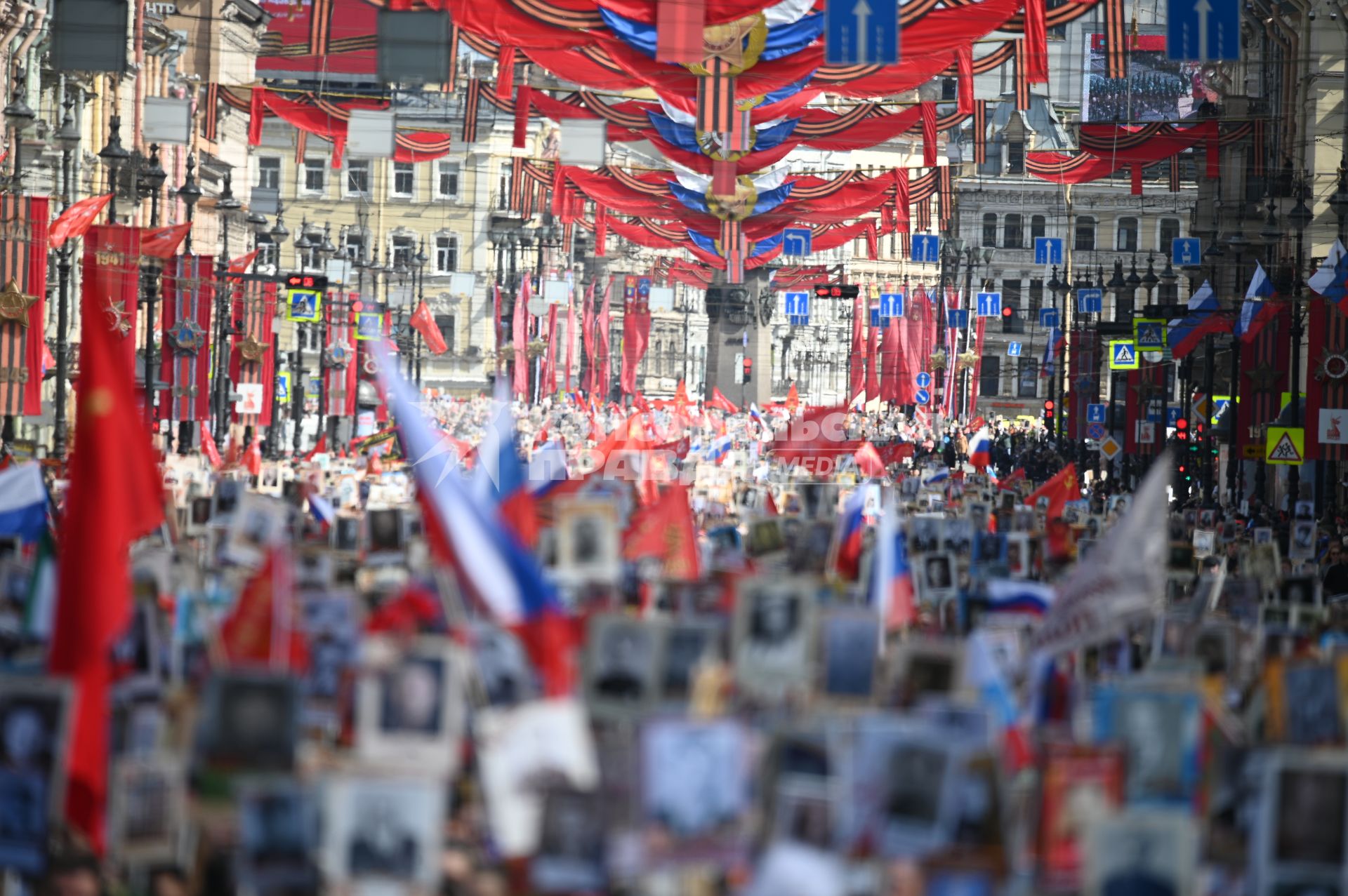 Акция Бессмертный полк\" в Санкт-Петербурге