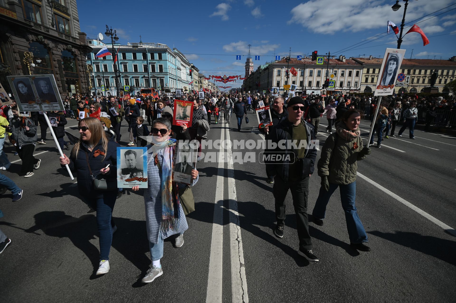 Акция Бессмертный полк\" в Санкт-Петербурге