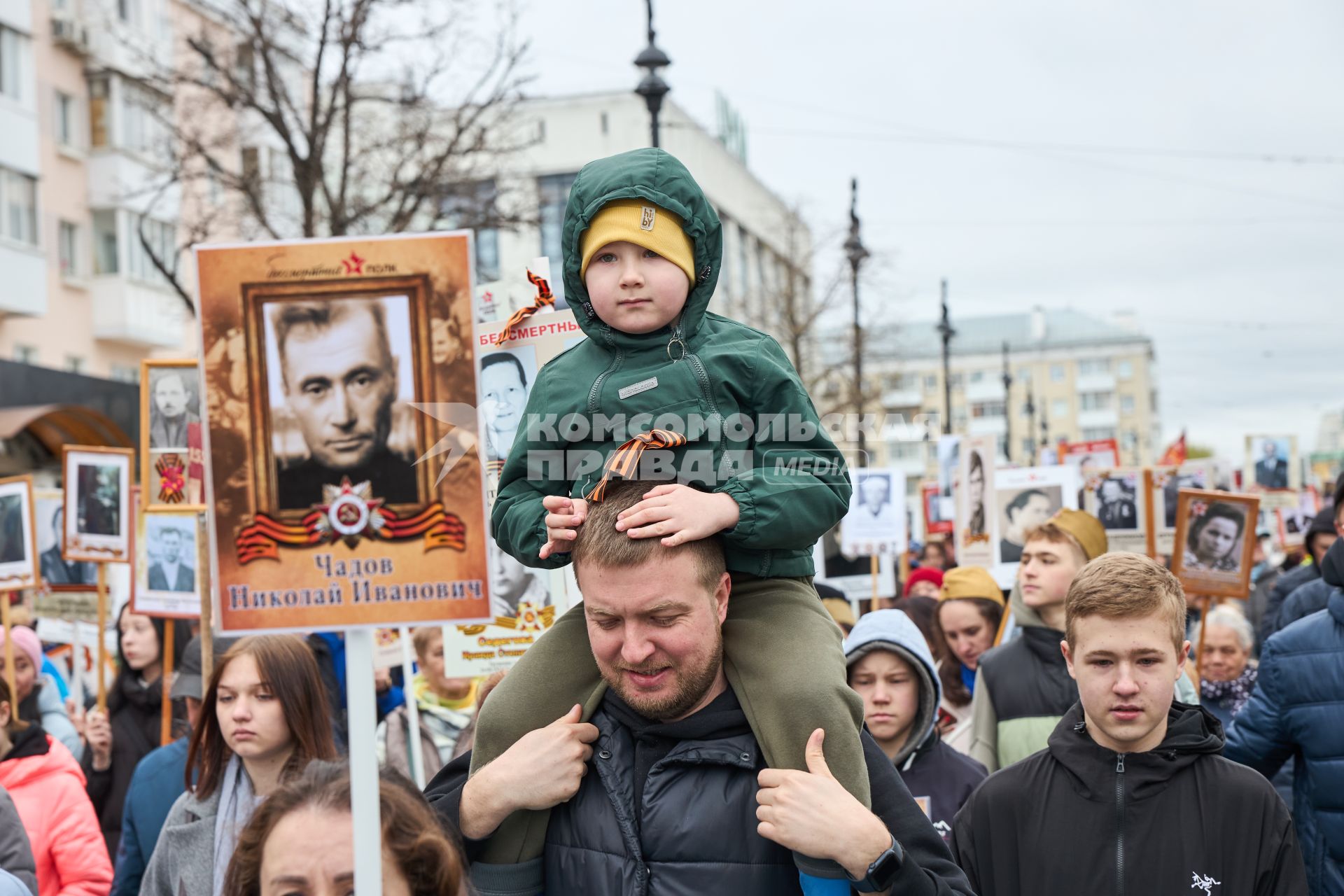 Акция Бессмертный полк\" в Перми