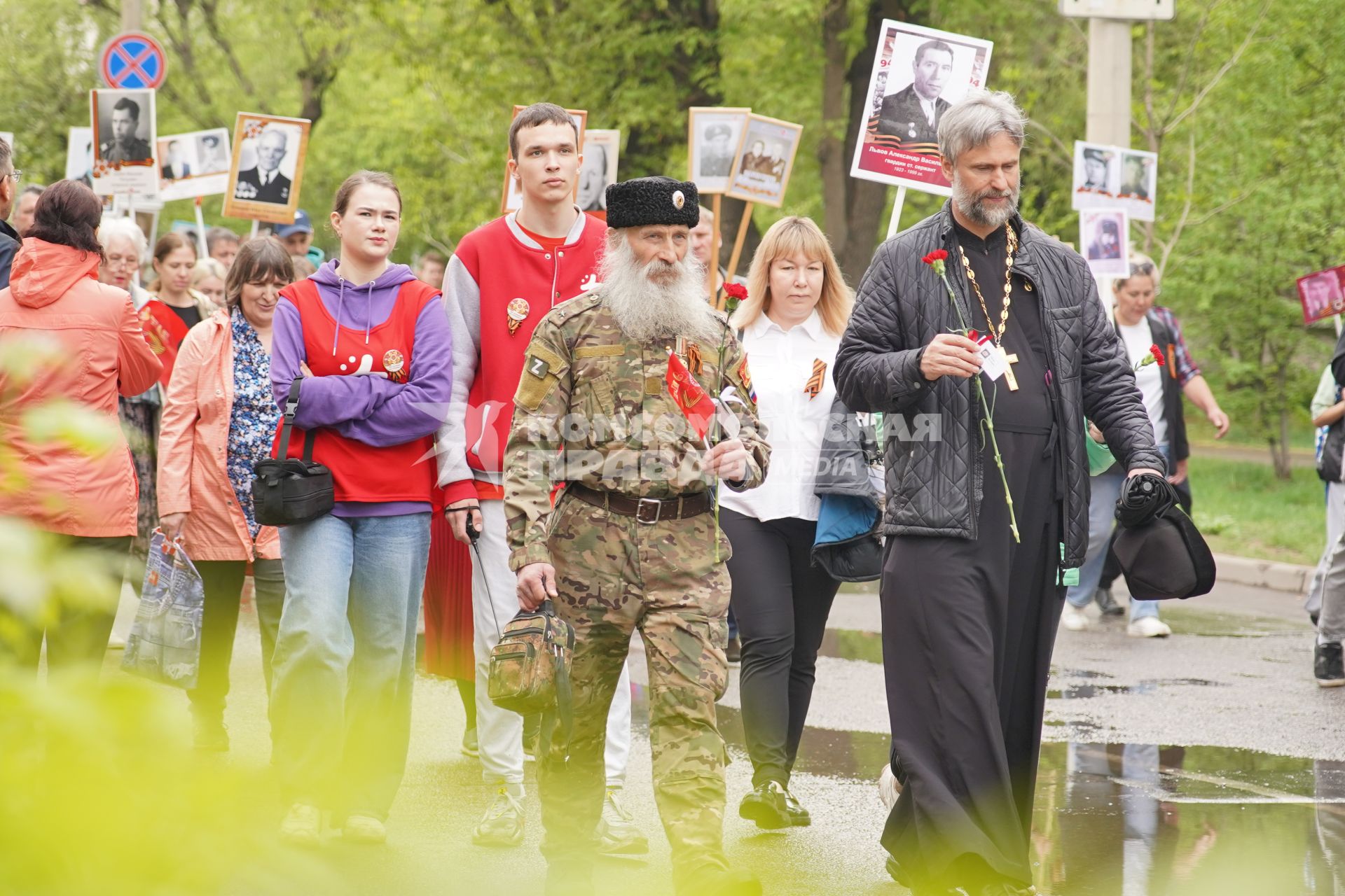 Акция \"Бессмертный полк\" в  Красноярске