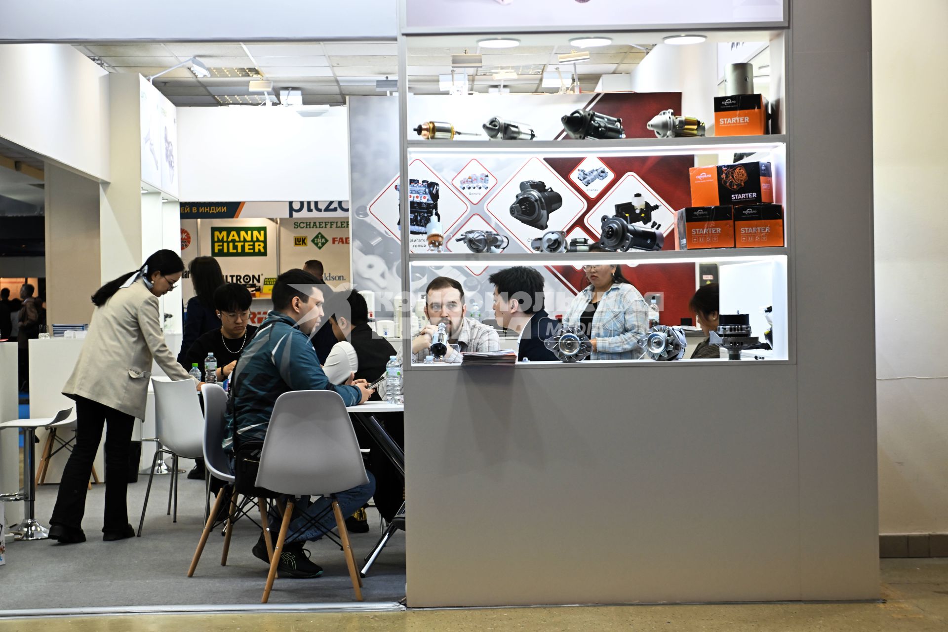 Выставка MIMS Automobility Moscow в Экспоцентре\"