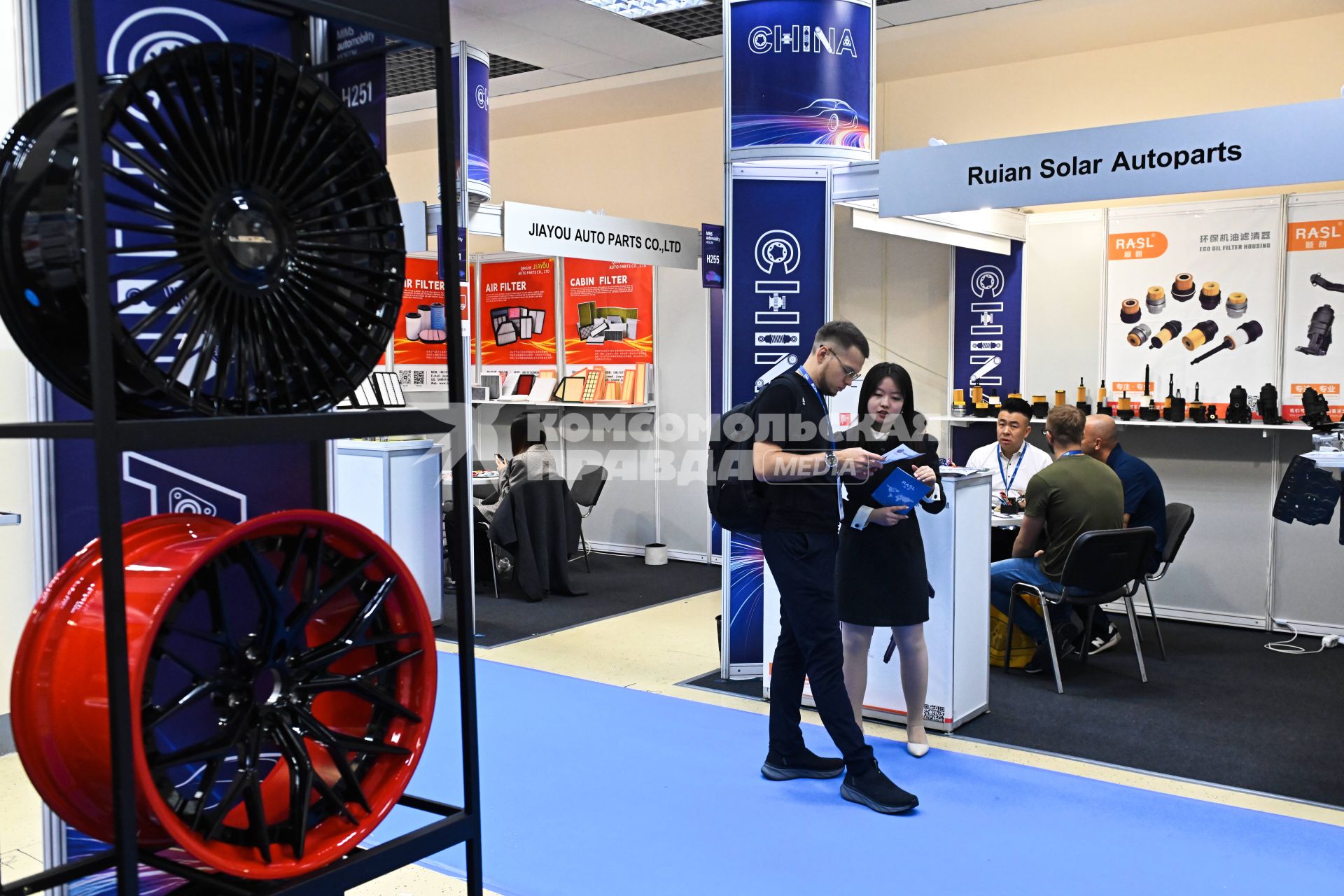 Выставка MIMS Automobility Moscow в Экспоцентре\"