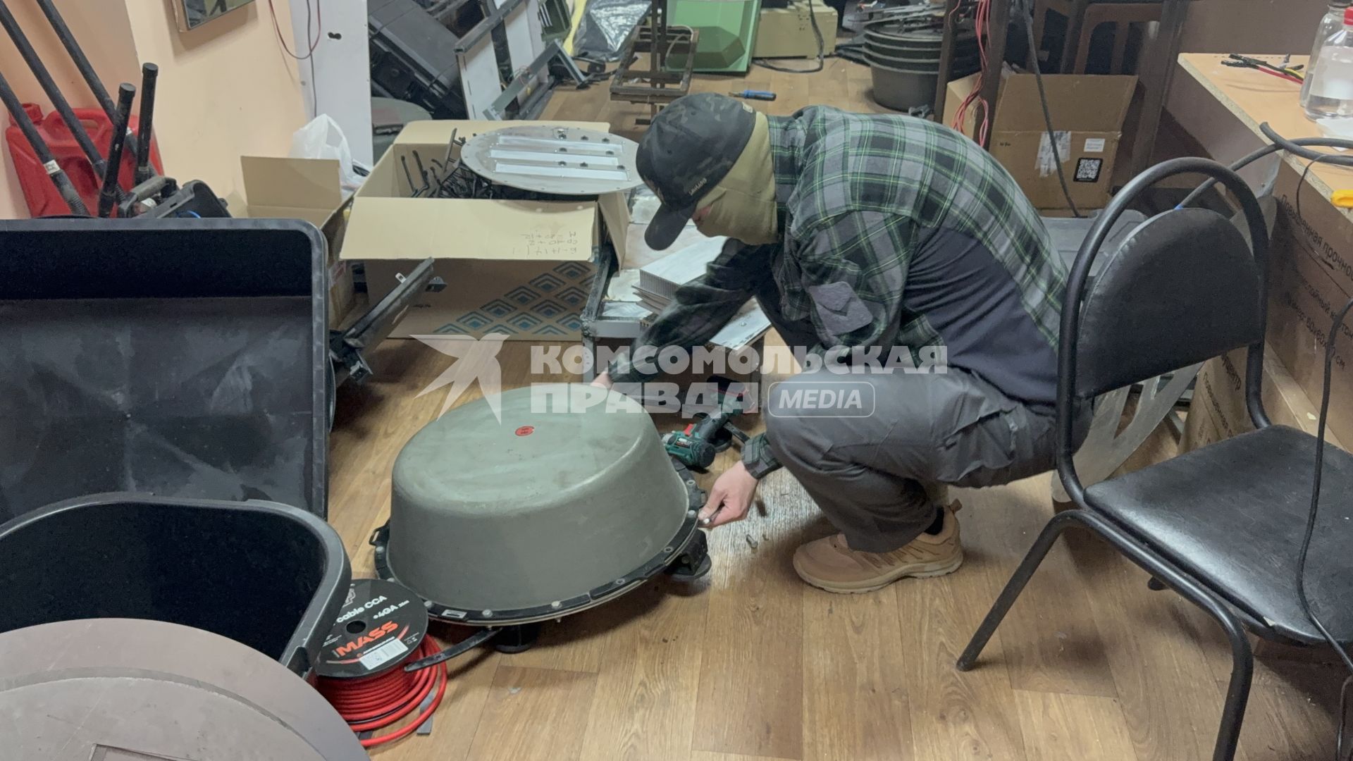Полевая лаборатория отряда спецназа Анвар\" в Курской области
