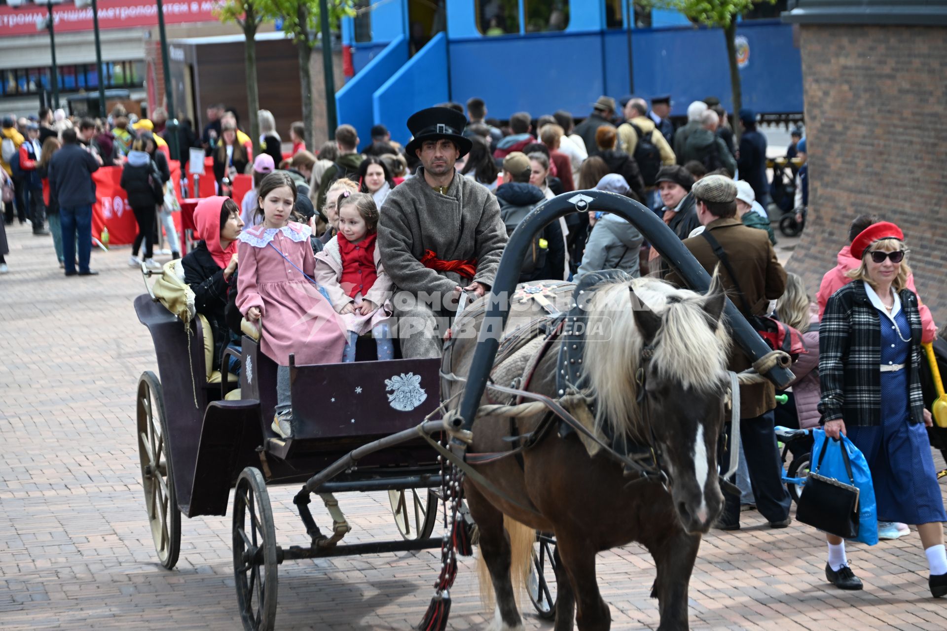 Празднование 90-летия Московского метрополитена