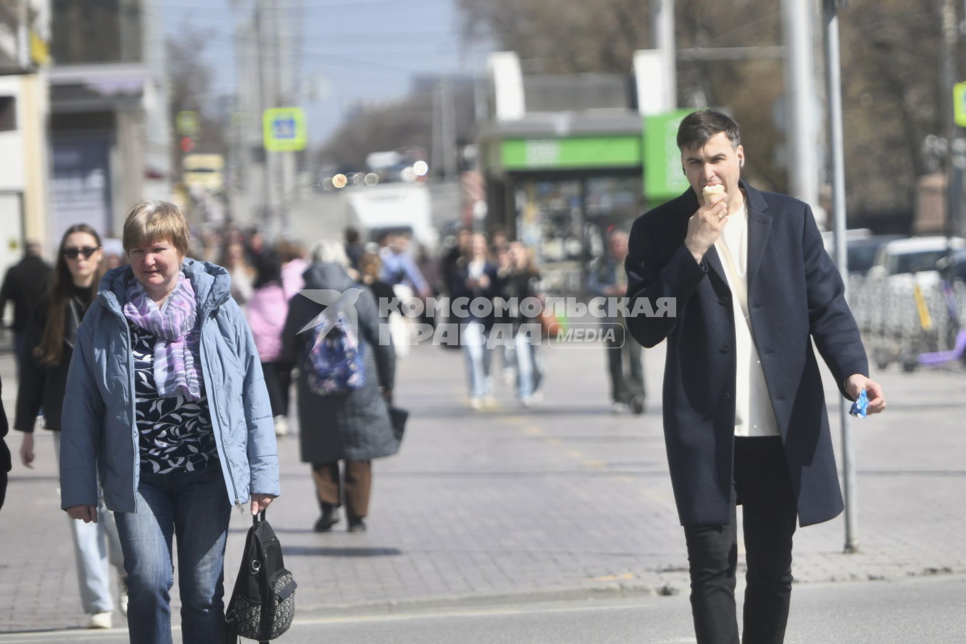 Жаркая апрельская погода в Екатеринбурге