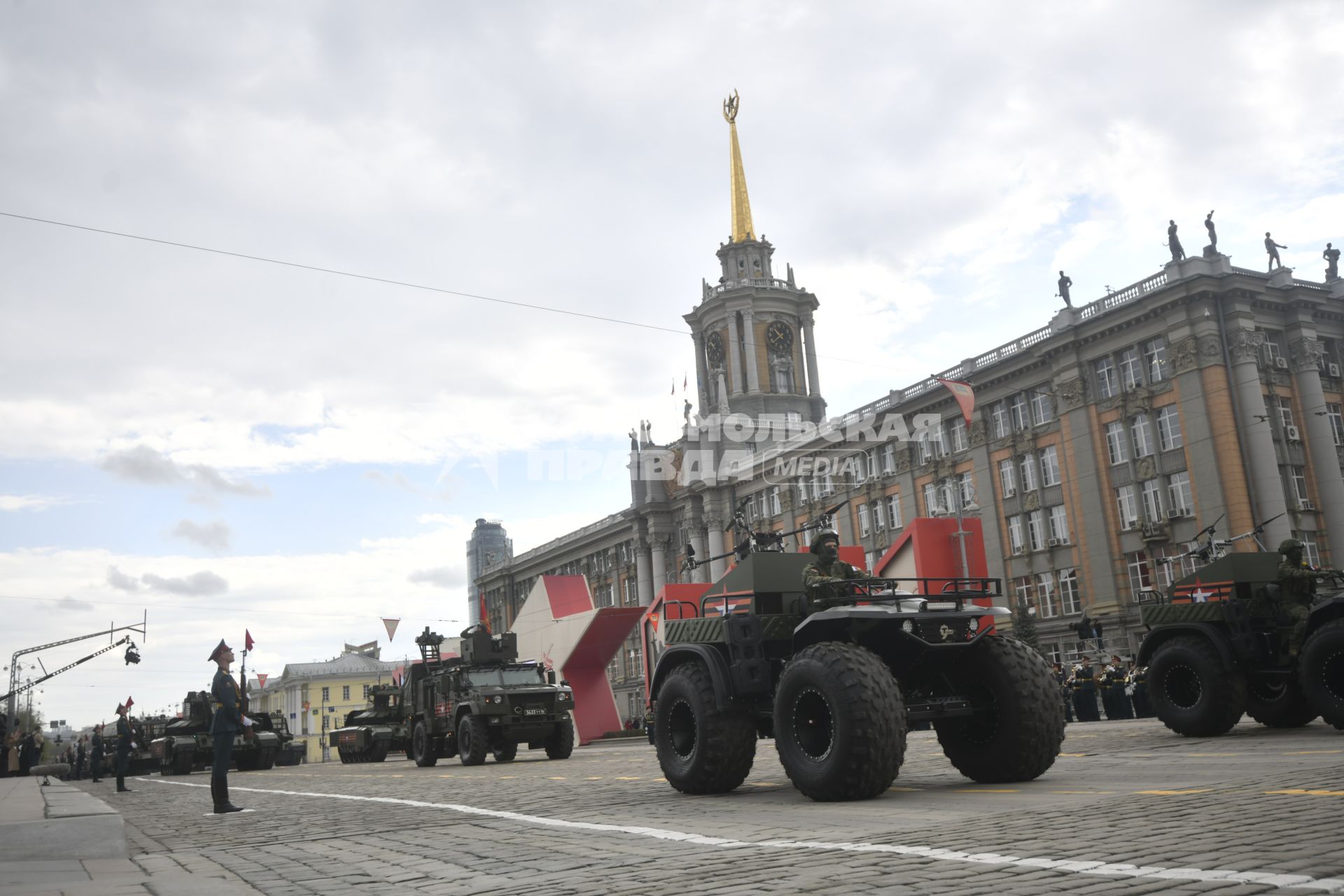 Парад Победы в Екатеринбурге