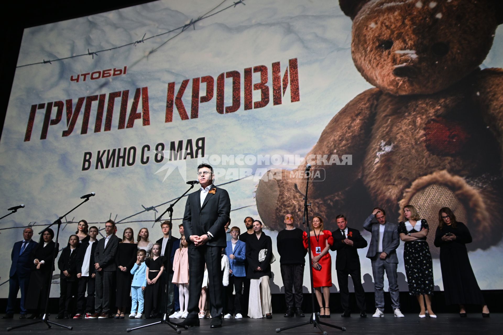 Александр Жаров