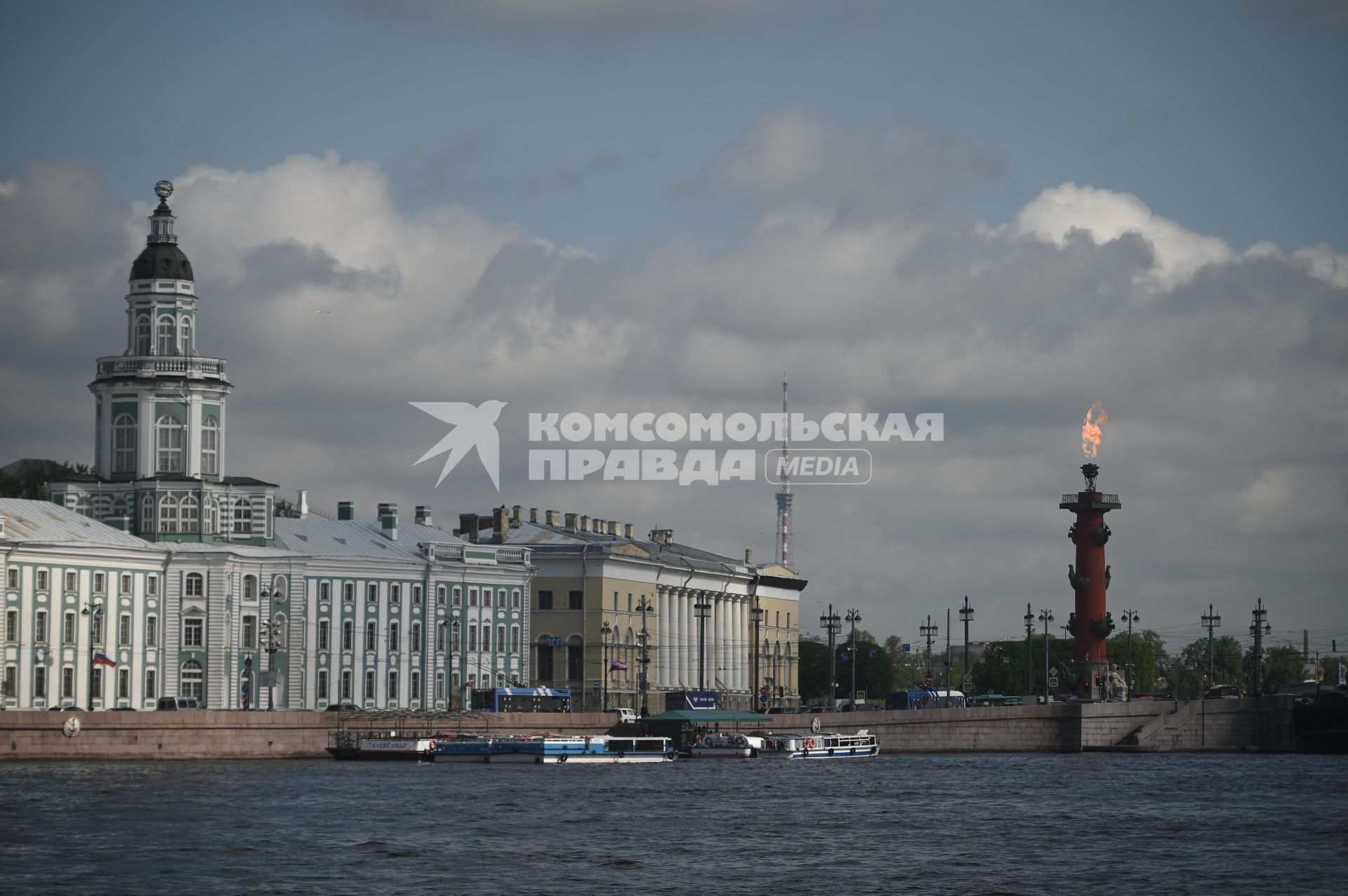 Празднование 322-летия Санкт-Петербурга