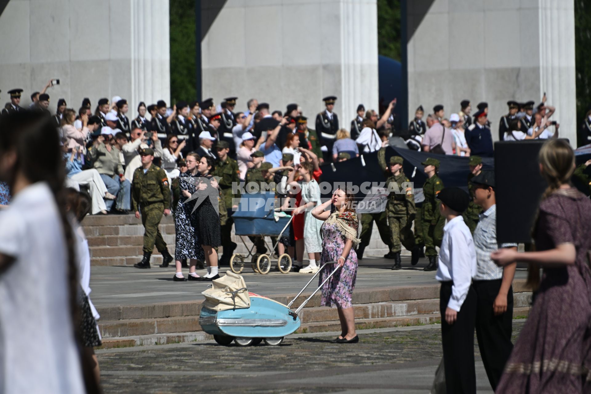 Парад кадетского движения Москвы Не прервётся связь поколений\" на Поклонной горе