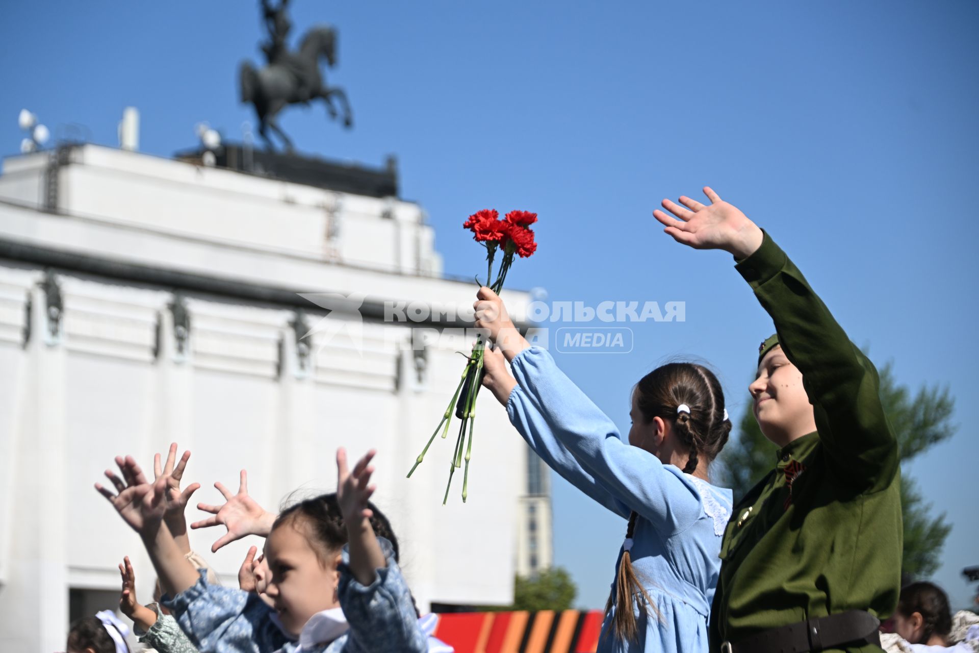 Парад кадетского движения Москвы Не прервётся связь поколений\" на Поклонной горе