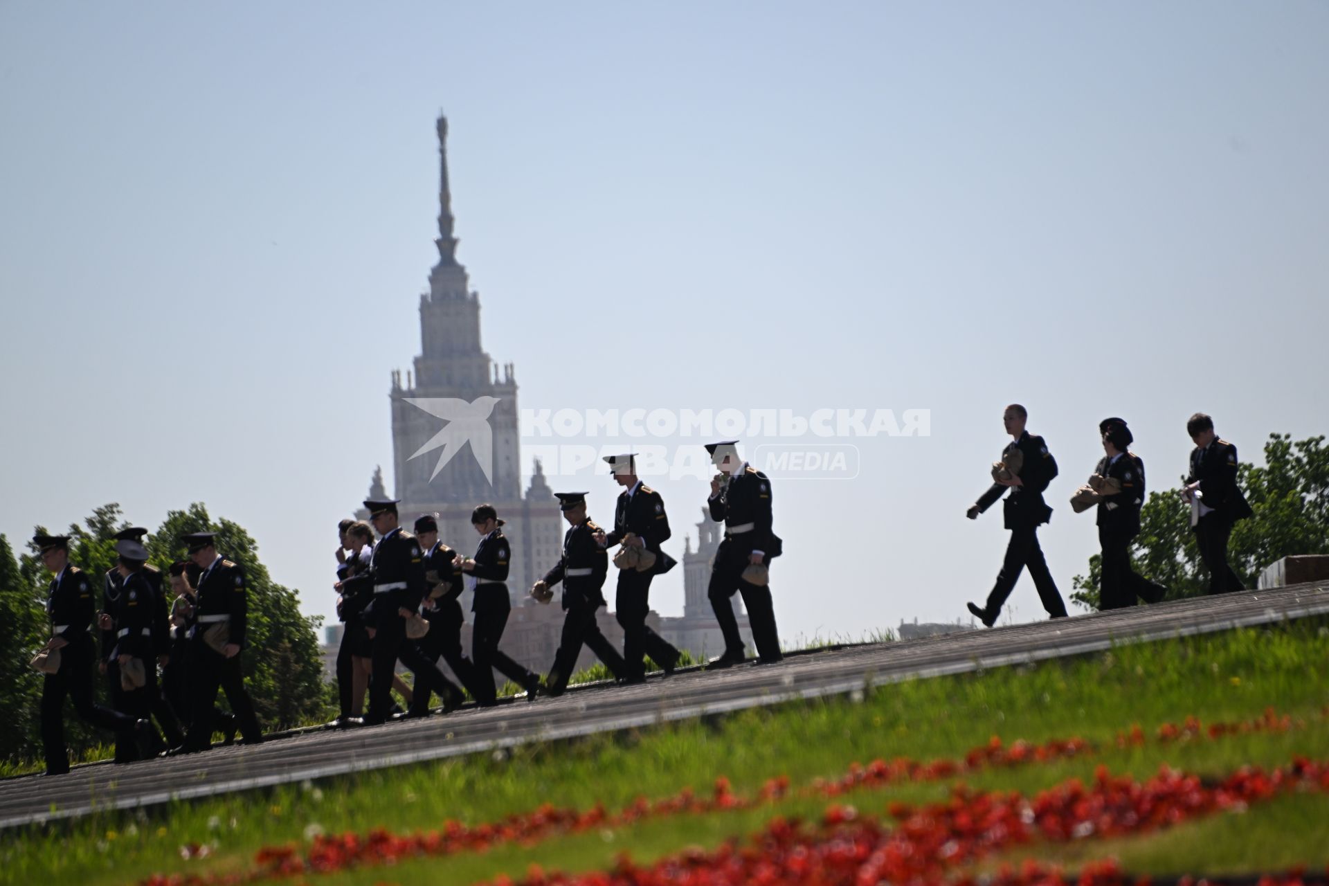 Парад кадетского движения Москвы Не прервётся связь поколений\" на Поклонной горе