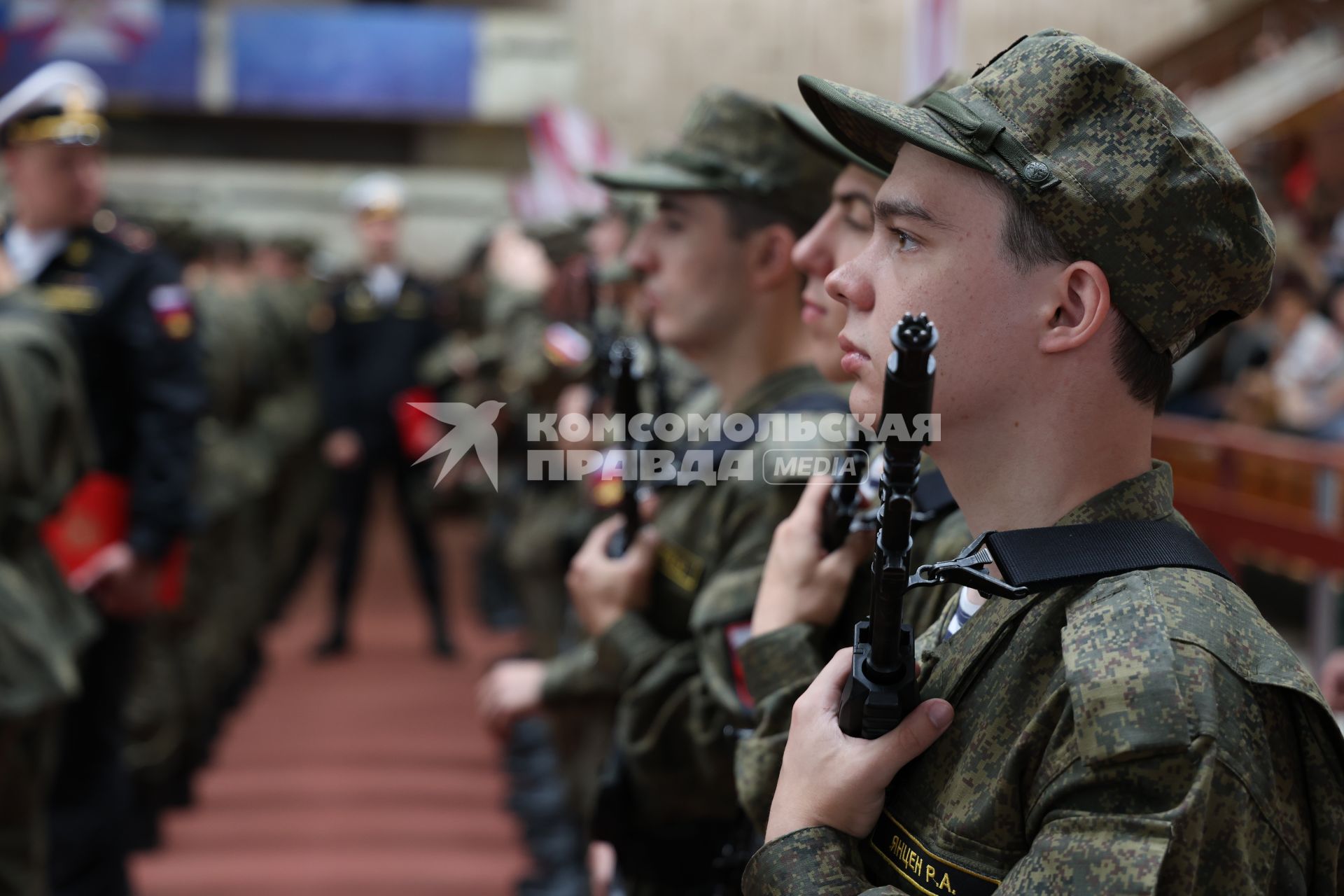 Церемония приведения к военной присяге военнослужащих спортивных рот ЦСКА