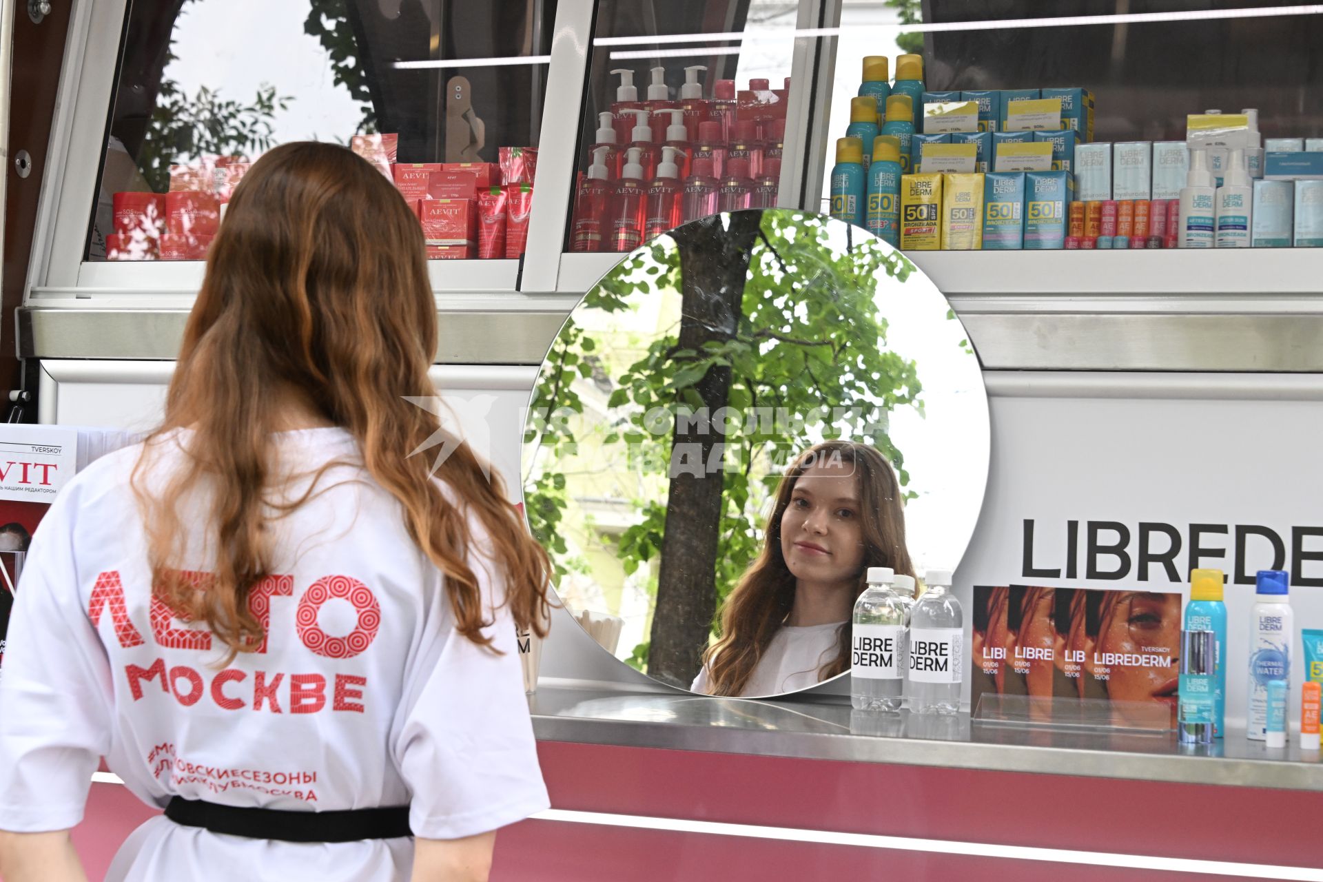 Летний клуб на Тверском бульваре в рамках проекта Лето в Москве\"