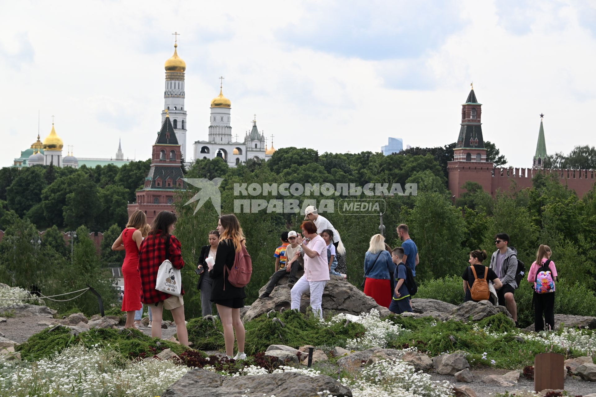 Летний клуб на Тверском бульваре в рамках проекта Лето в Москве\"
