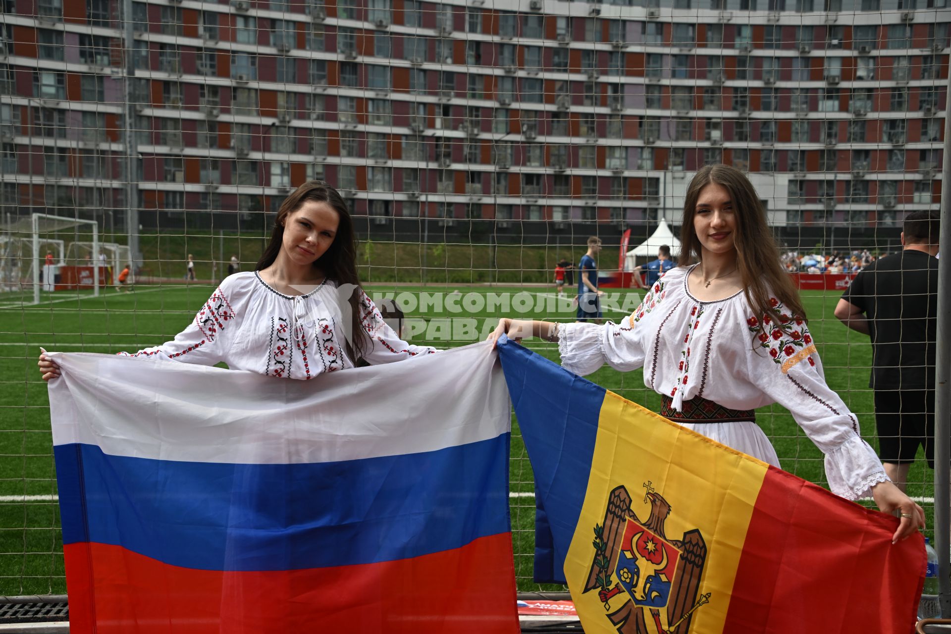 Матч Победы на стадионе имени Дмитрия Аленичева в Мытищах