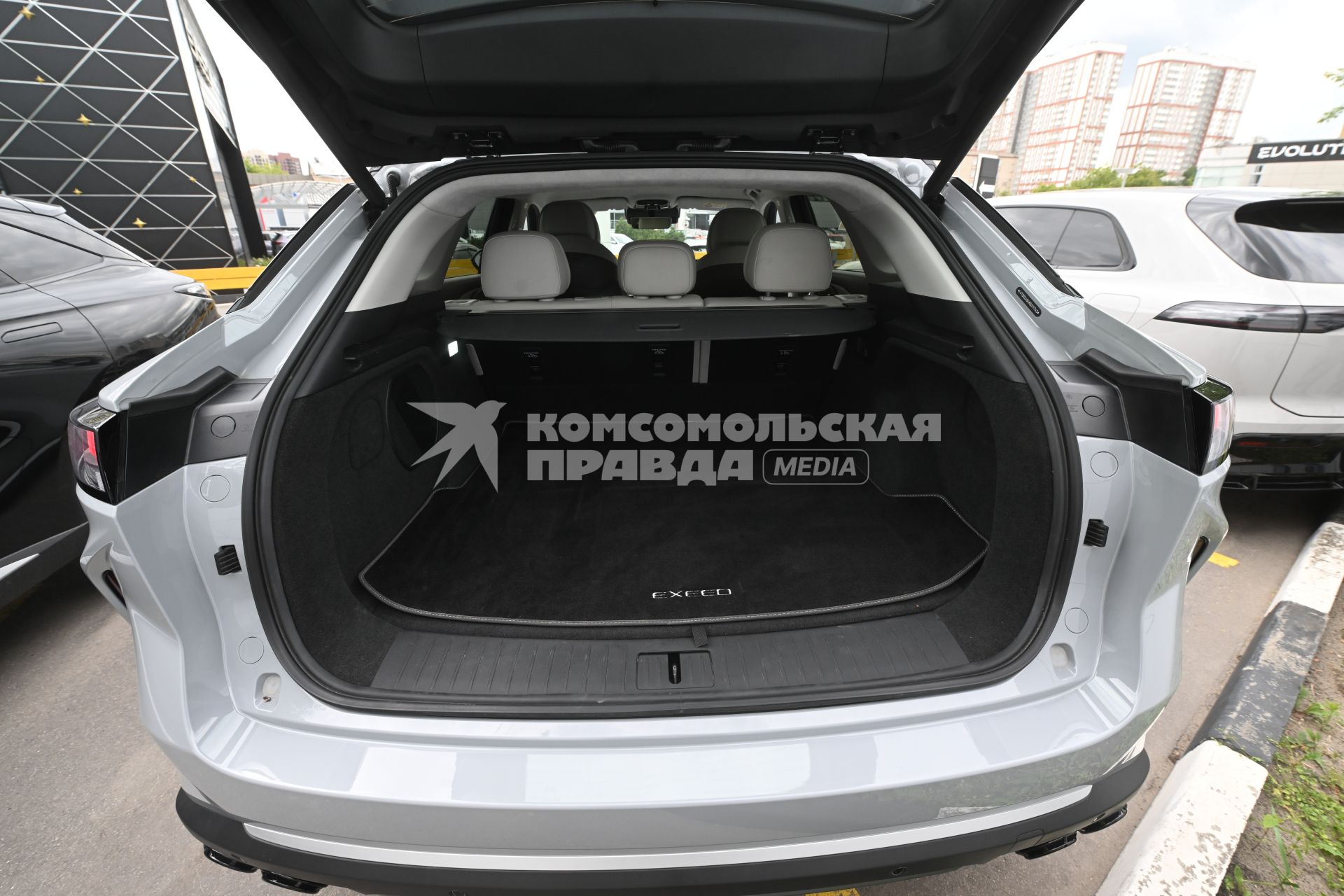 Тест-драйв автомобиля Exeed RX