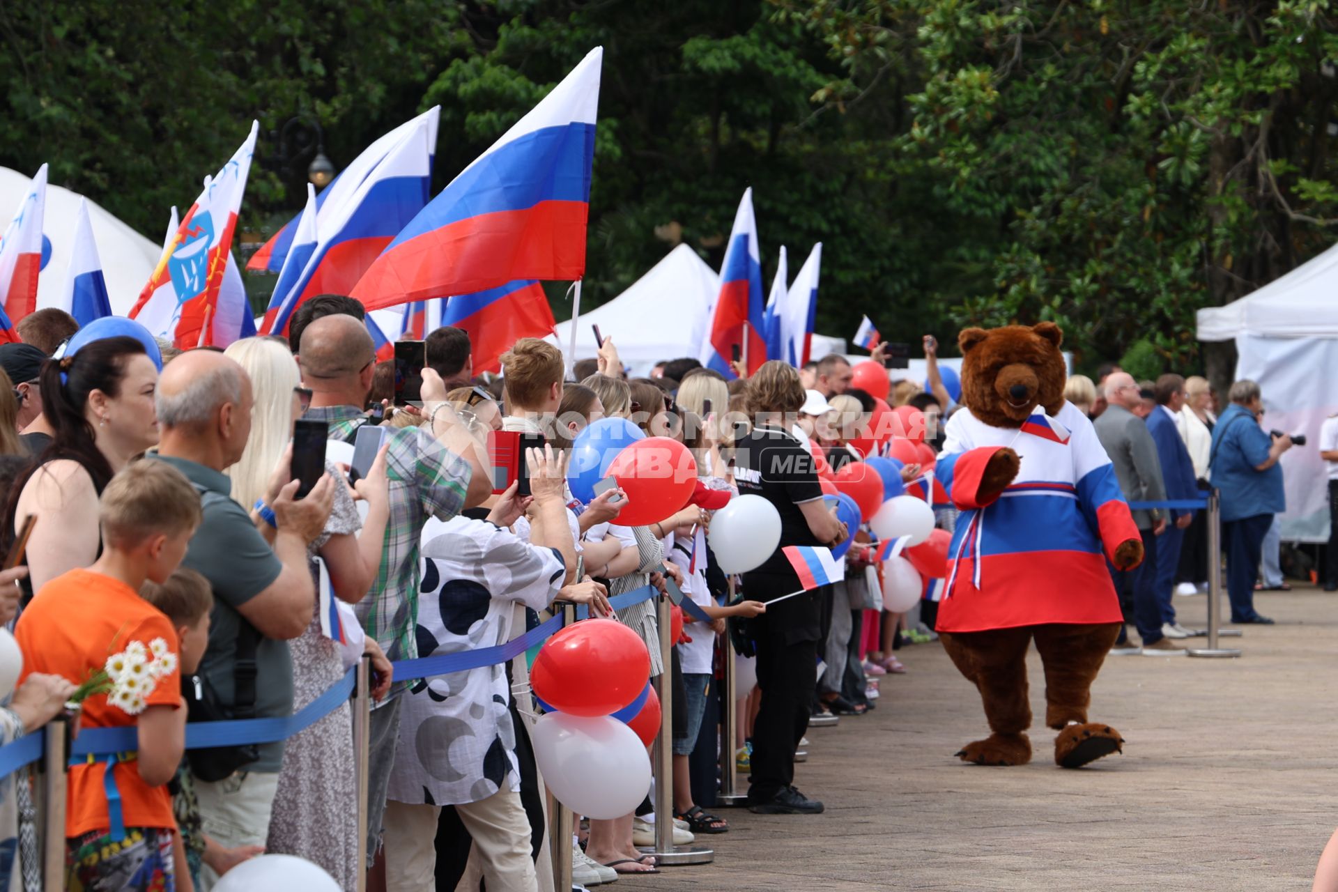Торжественная церемония поднятия флага в Сочи