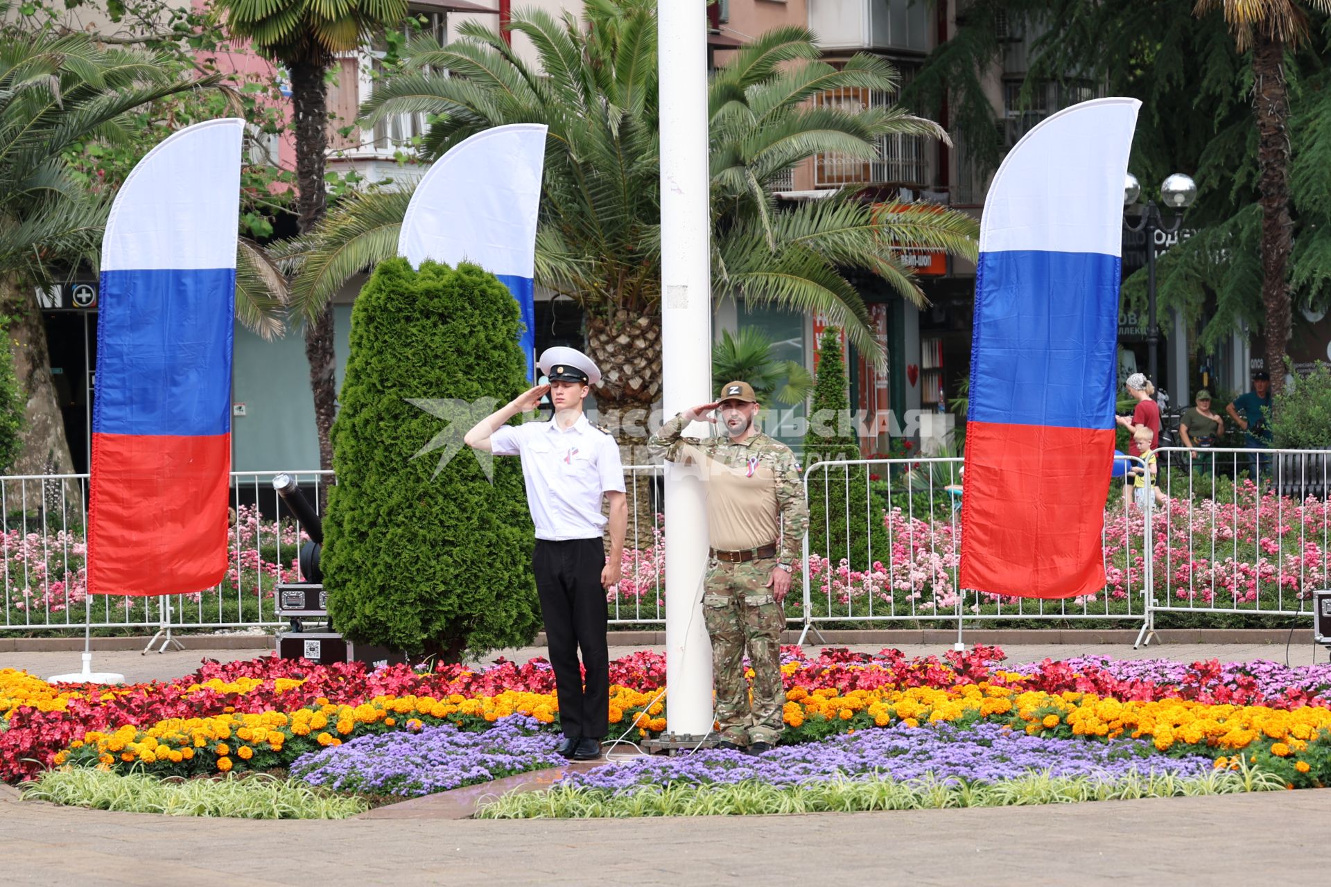 Торжественная церемония поднятия флага в Сочи