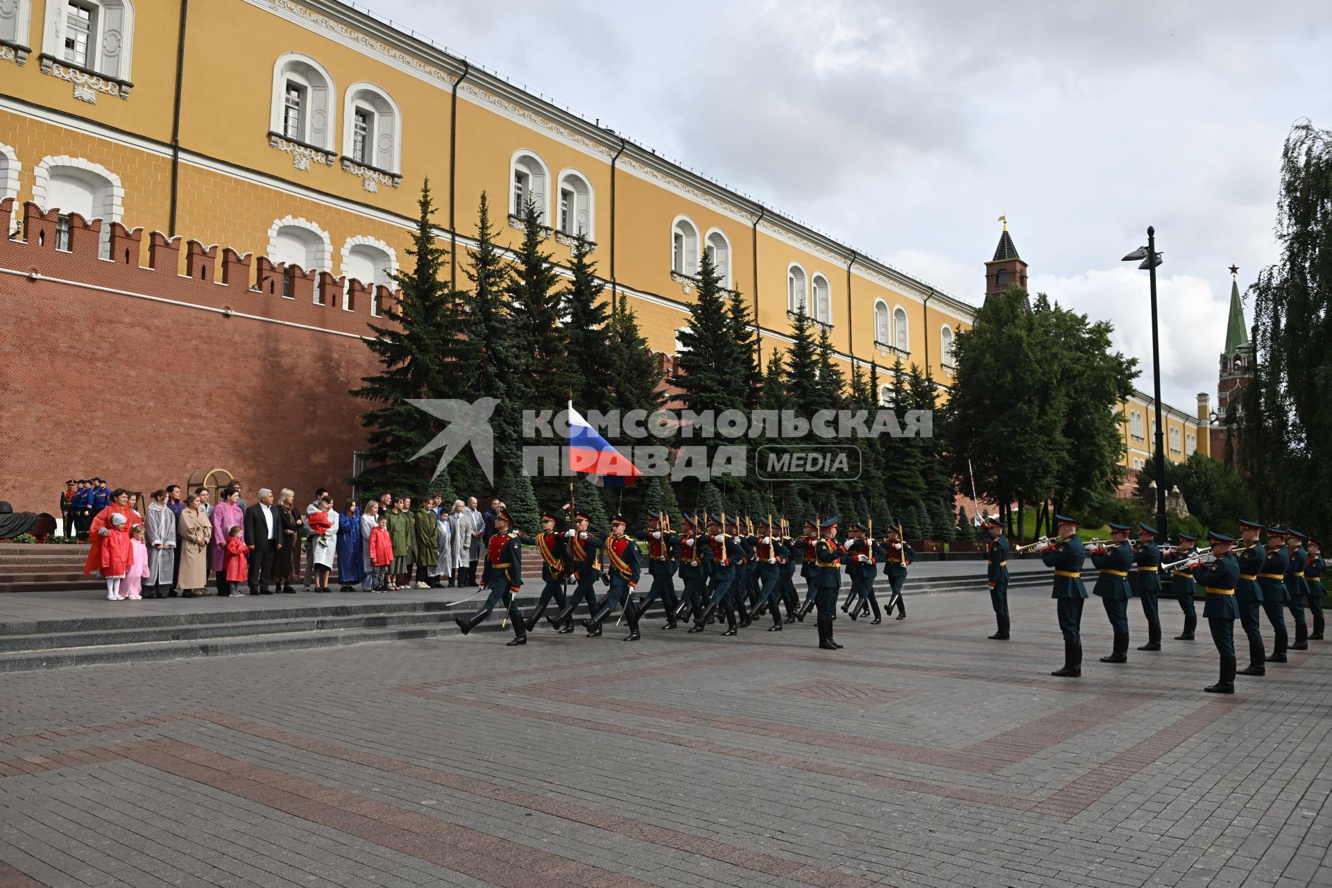 Профилактика Вечного огня в Александровском саду