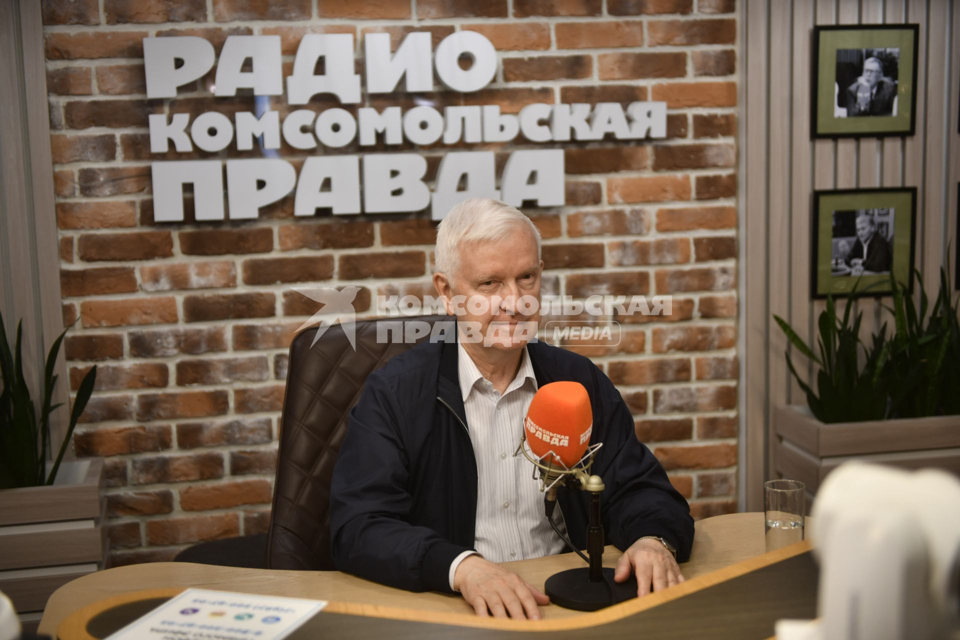 Борис Шустов на радиостанции \"Комсомольская правда\"