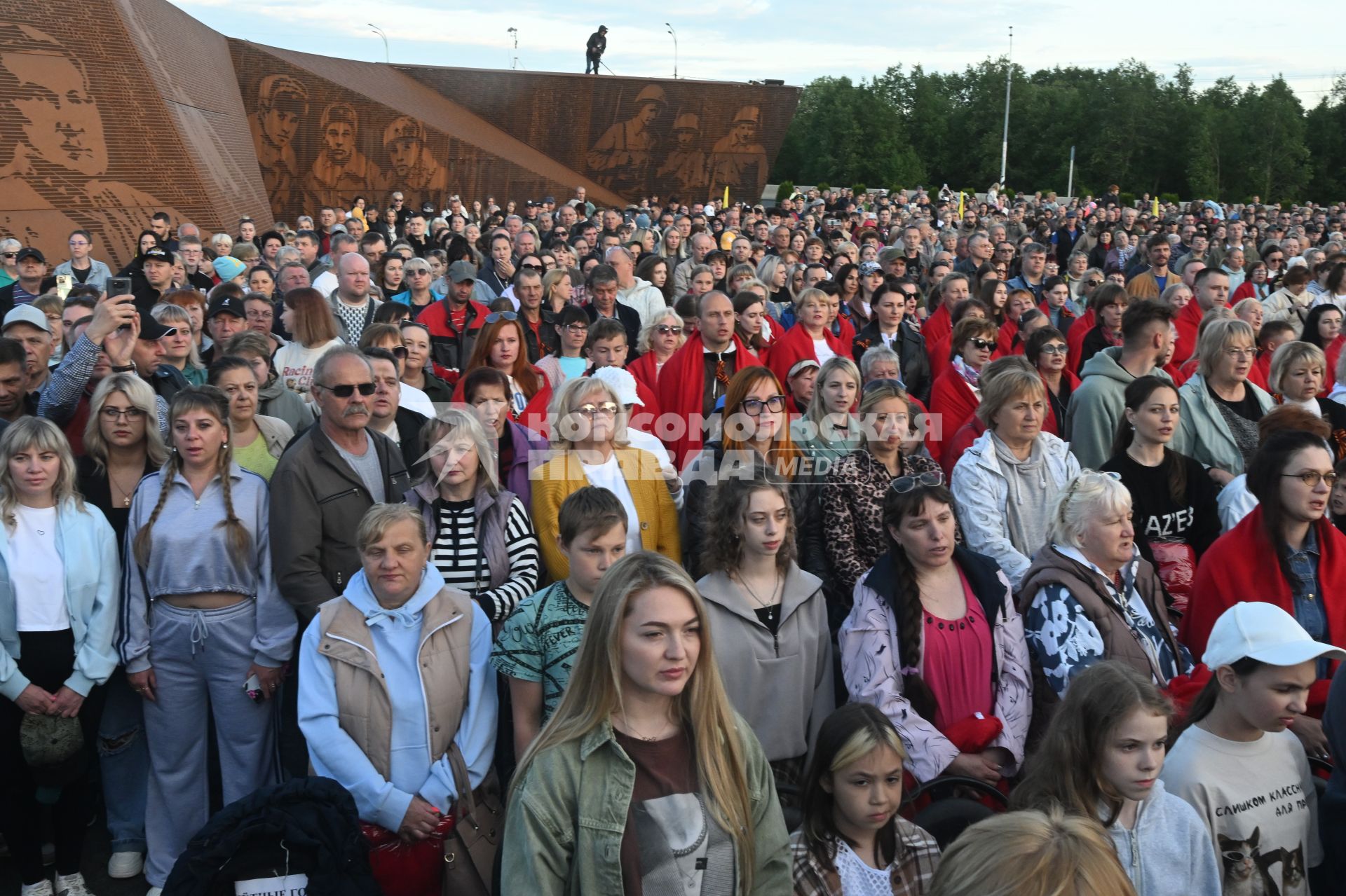 У Ржевского мемориала Советскому солдату состоялся концерт-реквием Мы этой памяти верны\", посвященный Дню памяти и скорби