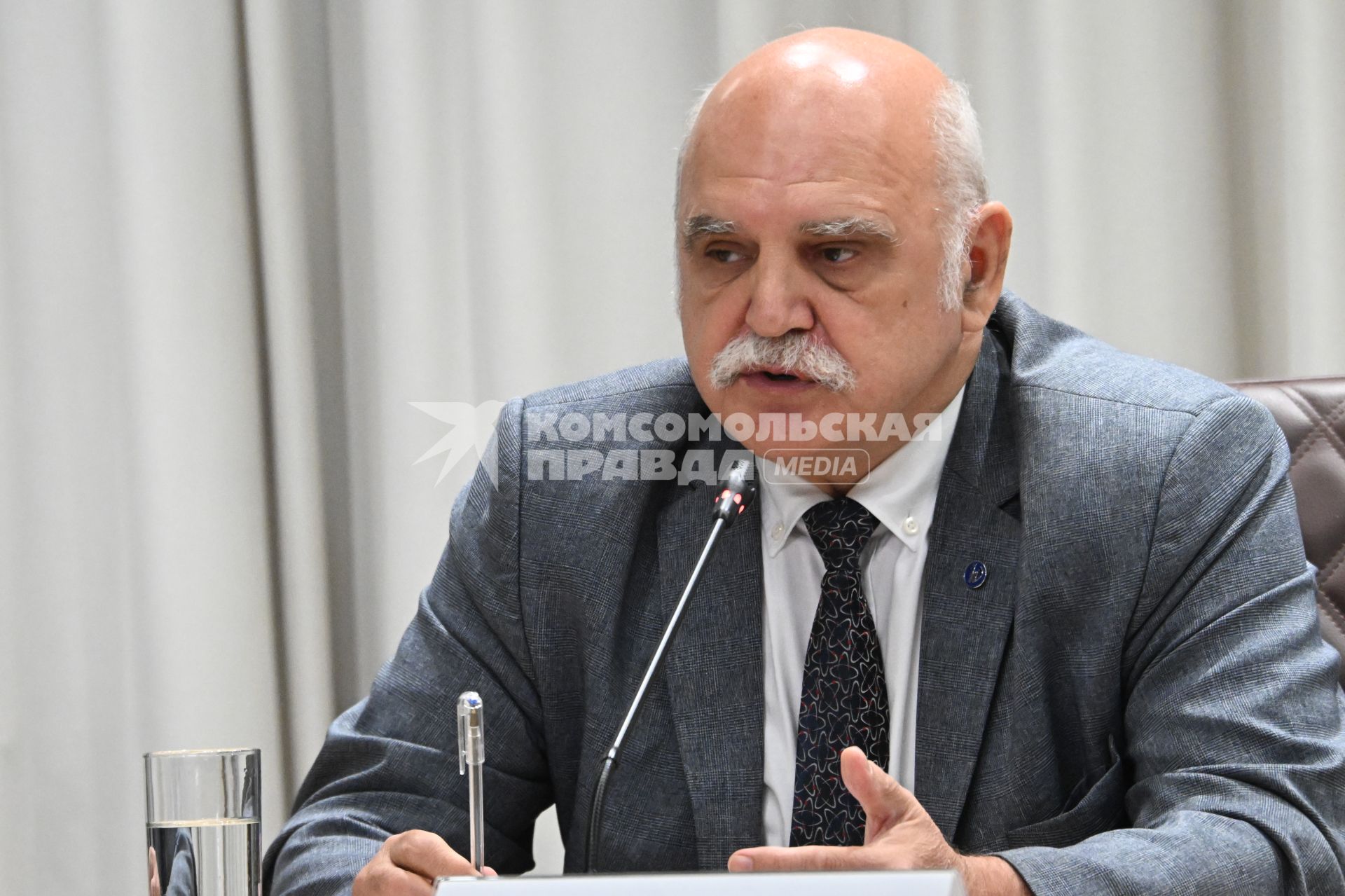 Круглый стол Vostok Club в редакции Комсомольской правды\"