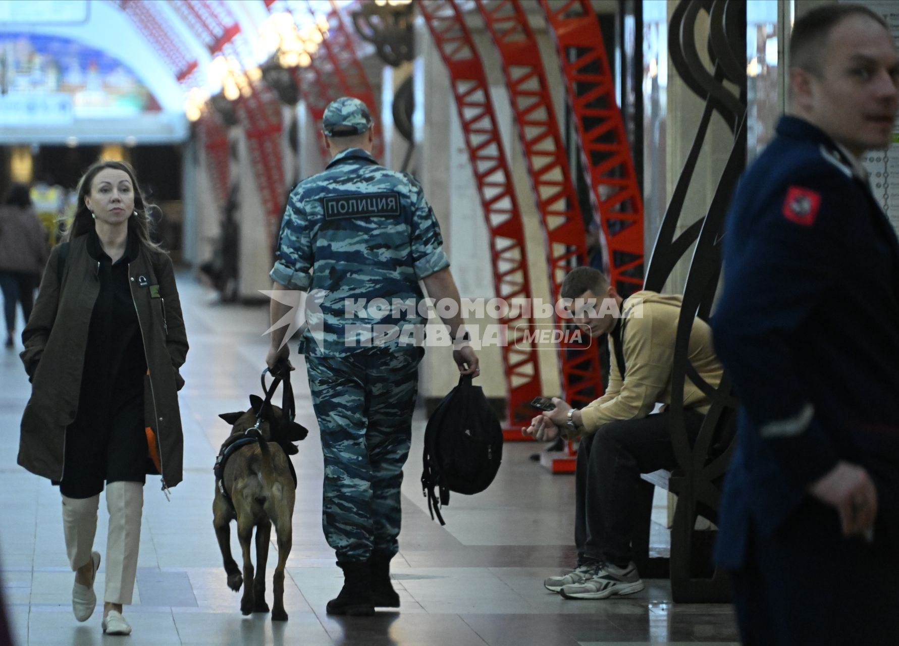 Пресс-тур московской полиции в метрополитене