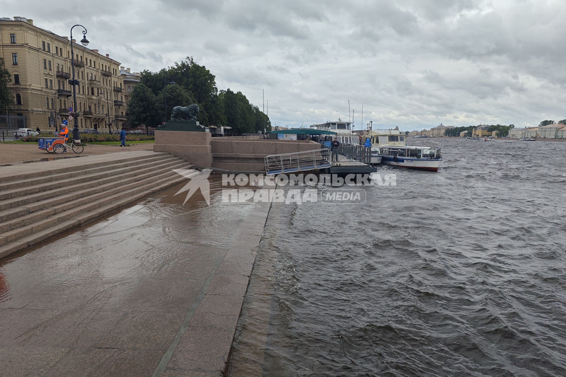 Непогода в Петербурге