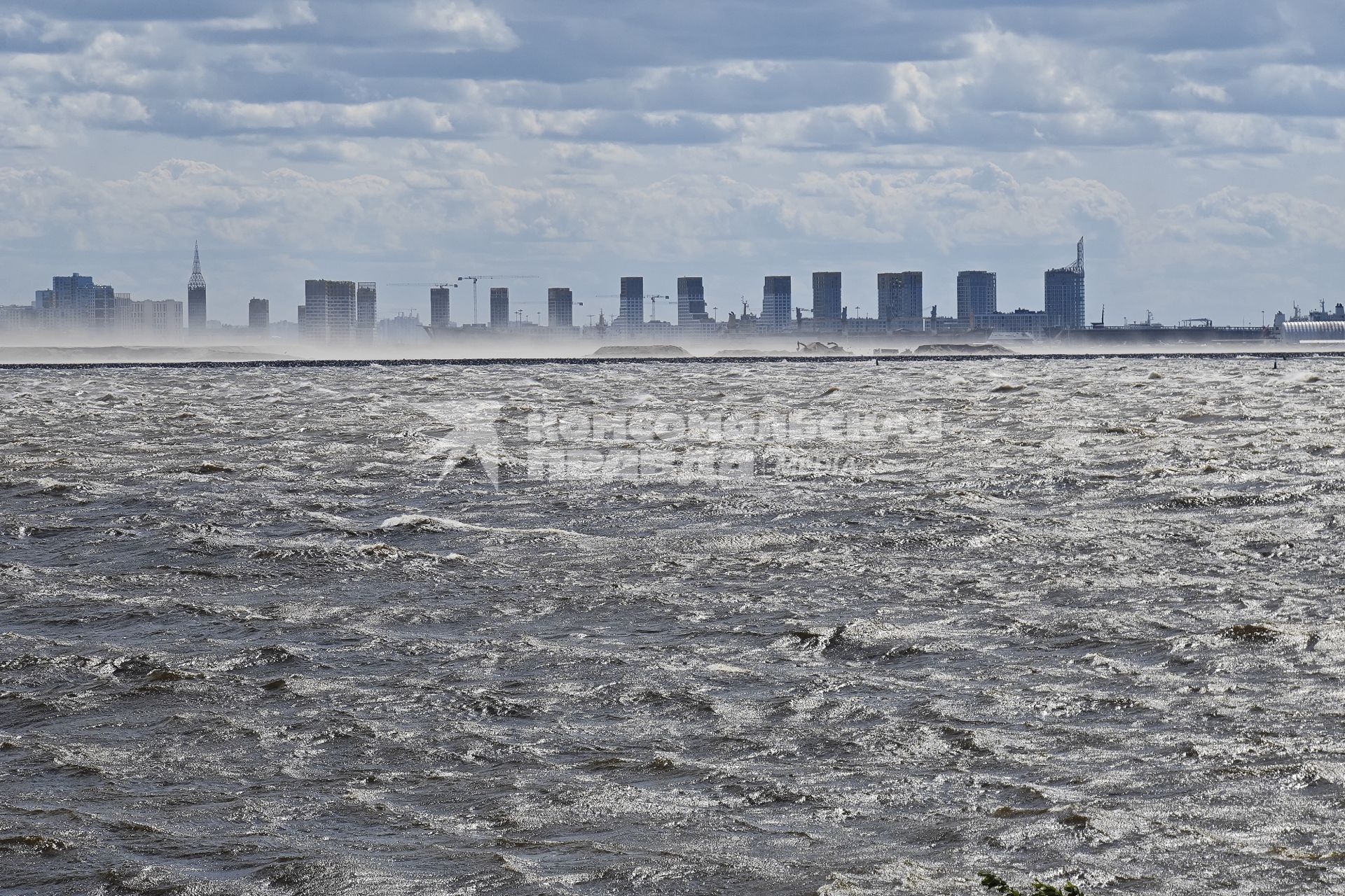 Непогода в Петербурге