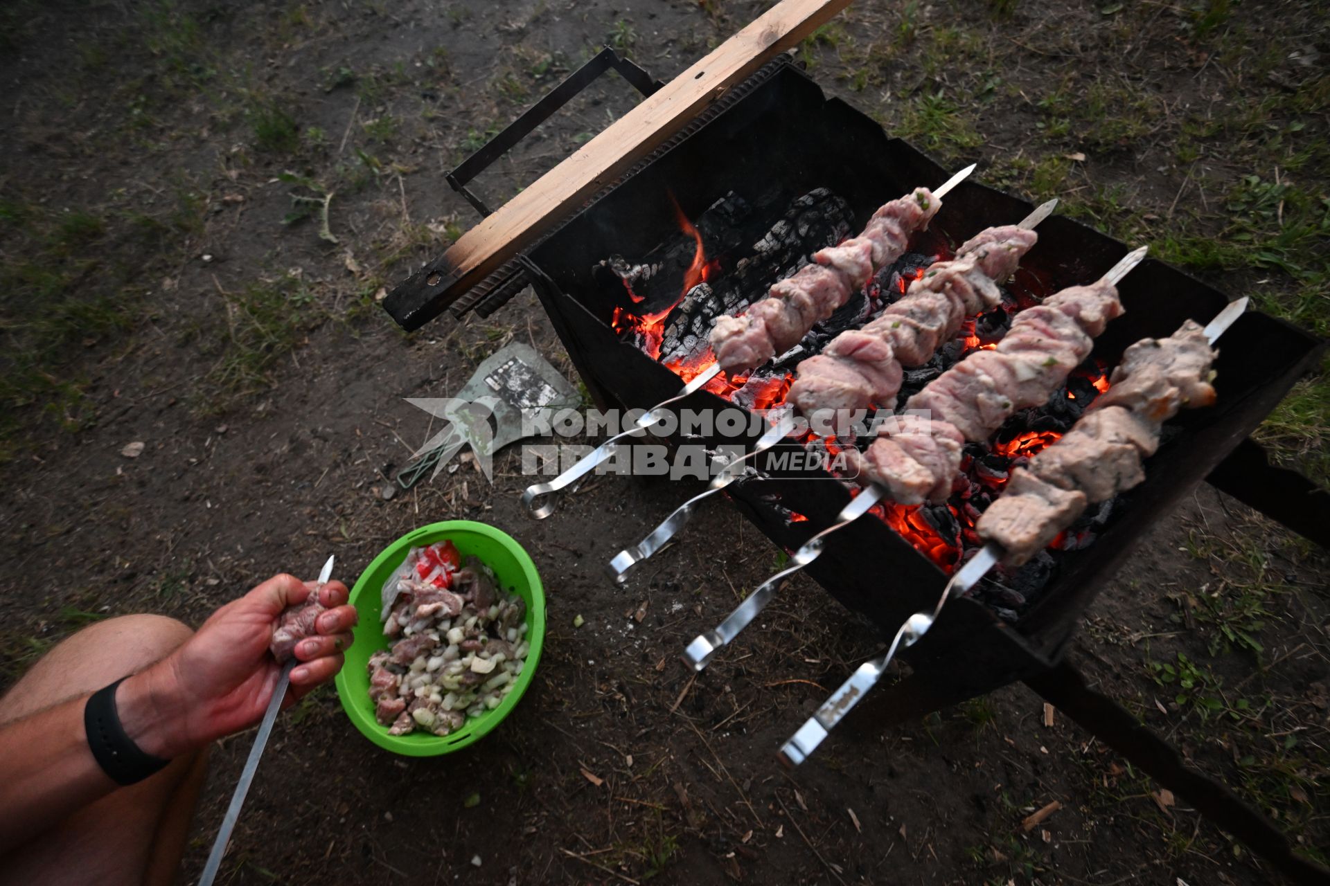 Приготовление шашлыка