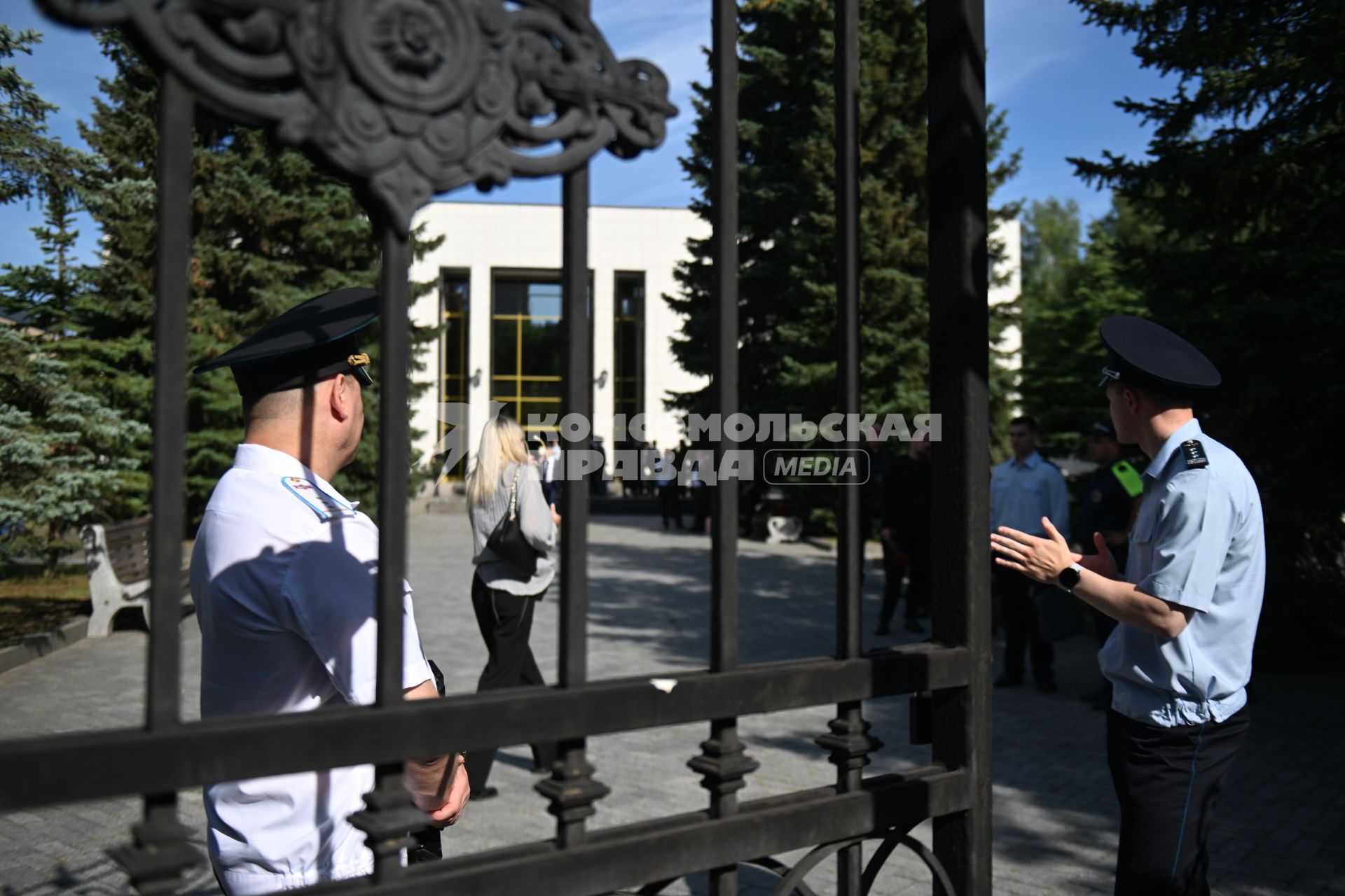 Прощание с бывшим министром транспорта РФ Романом Старовойтом