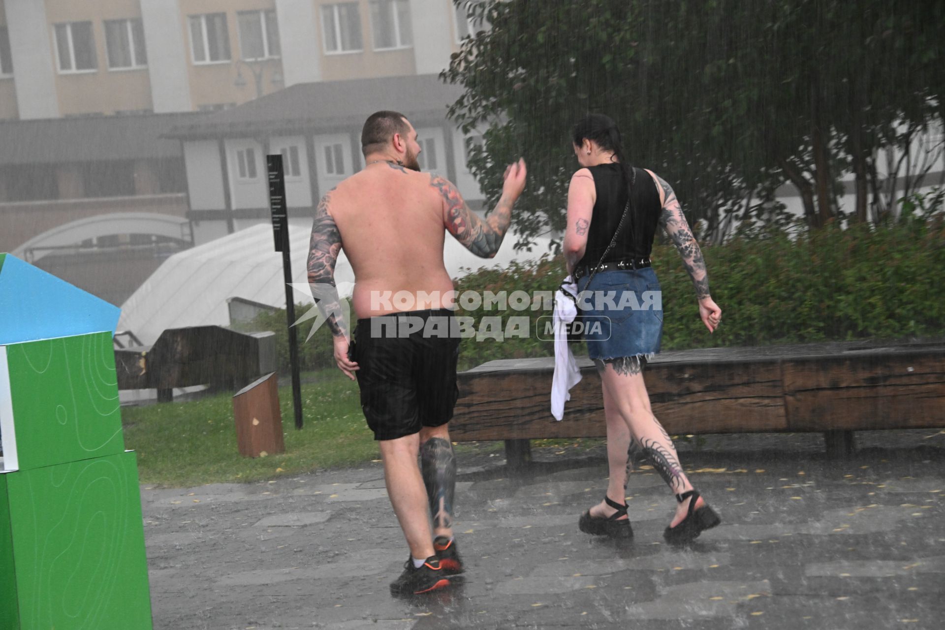 Сильный дождь в Москве