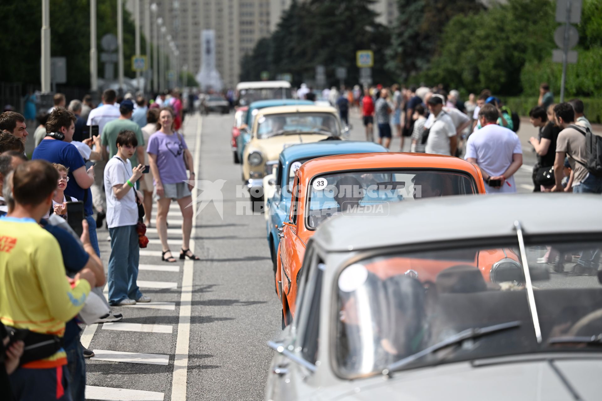 Фестиваль \"Ретрорейс\" в Москве