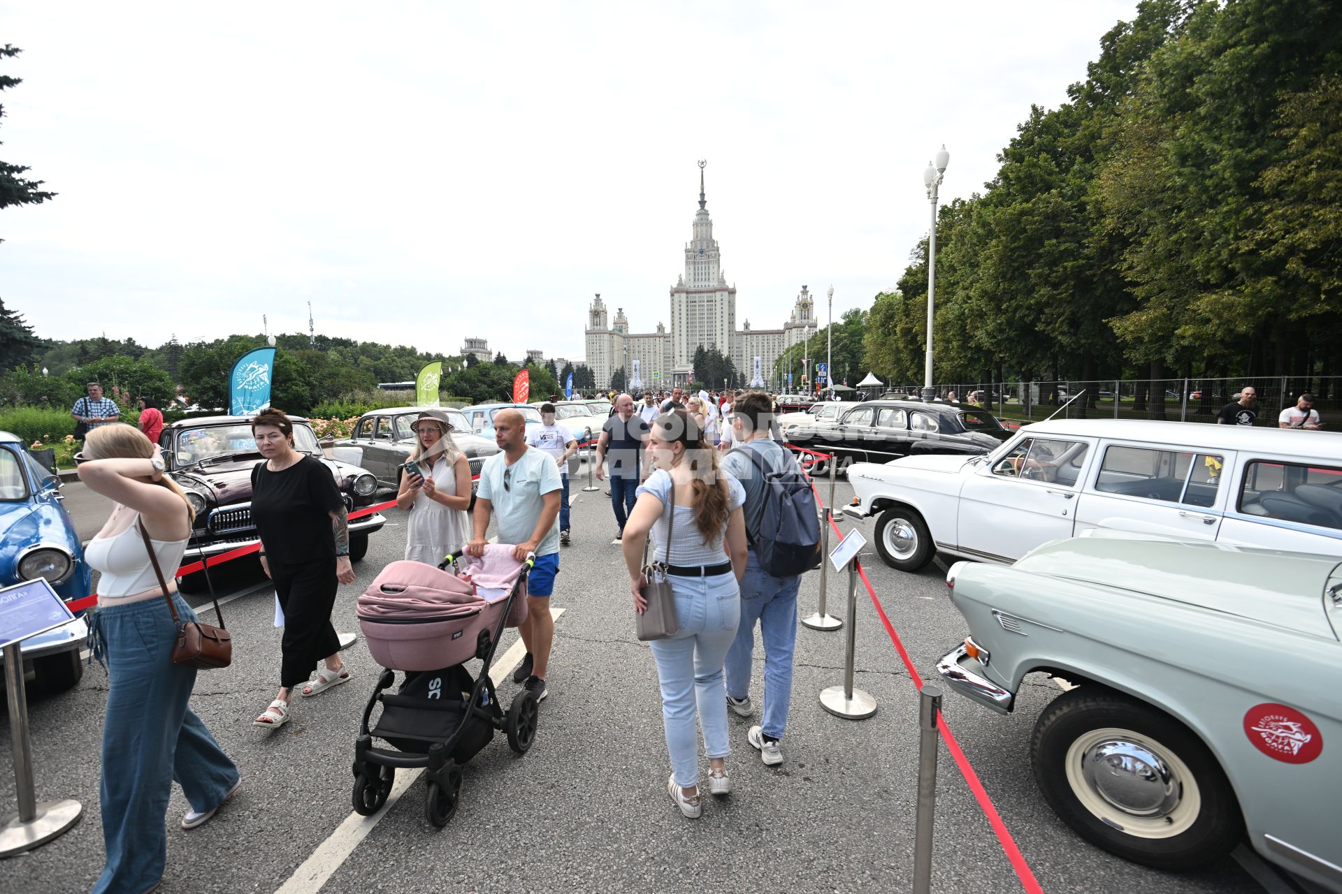 Фестиваль \"Ретрорейс\" в Москве