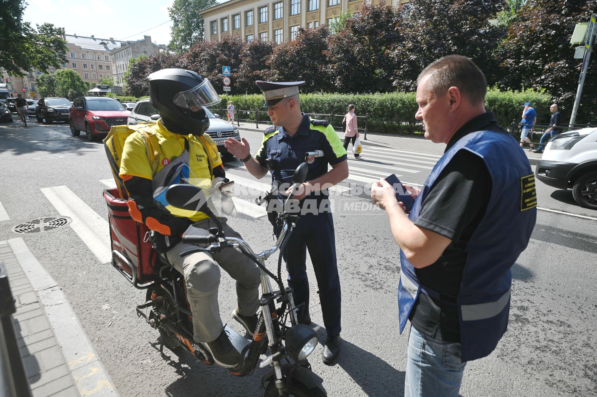 Рейд по велокурьерам в Петербурге