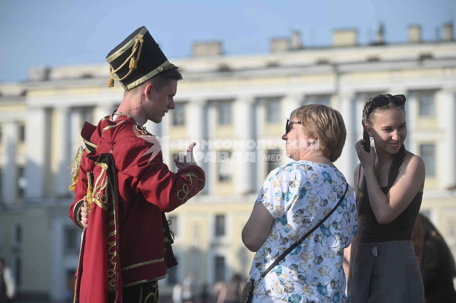 Ряженые аниматоры в Петербурге
