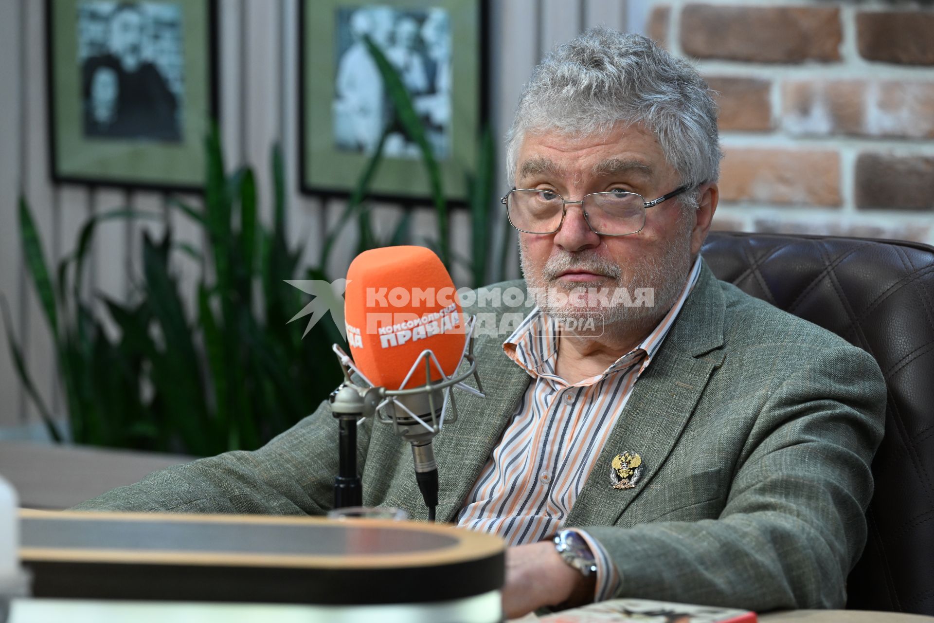 Юрий Поляков в редакции \"Комсомольской правды\"