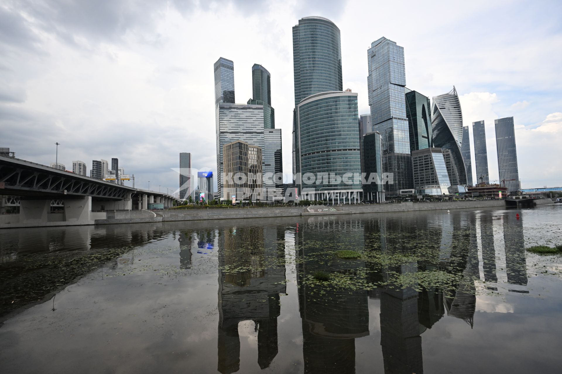 Московский международный деловой центр \"Москва-Сити\"