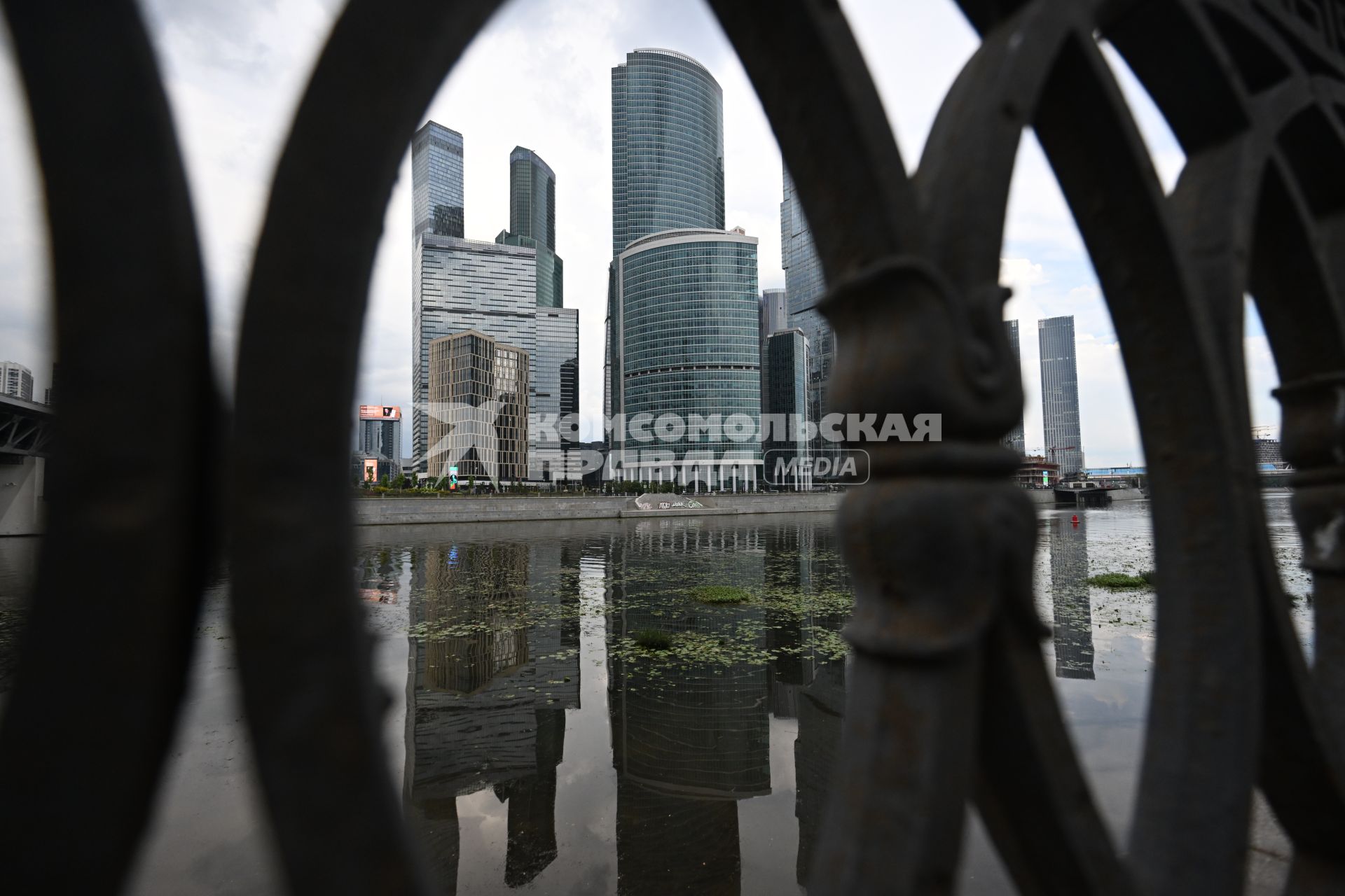 Московский международный деловой центр \"Москва-Сити\"