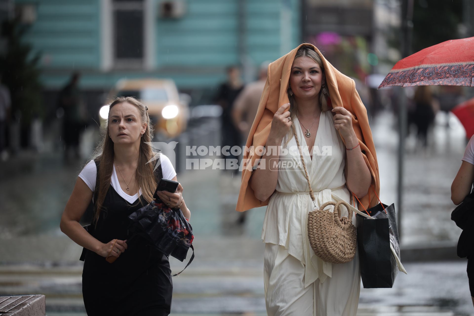 Сильный дождь в Москве