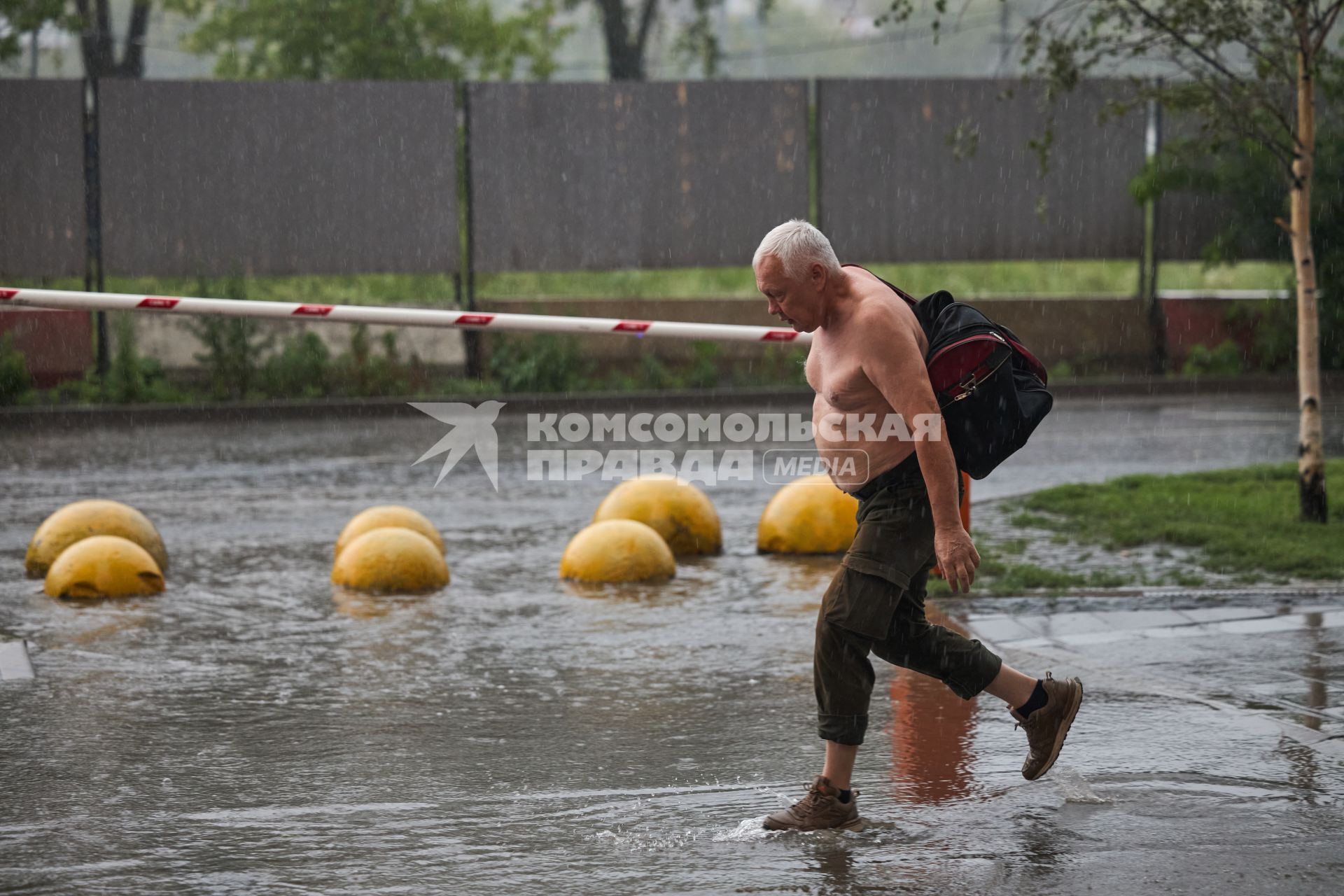 Сильный дождь в Москве