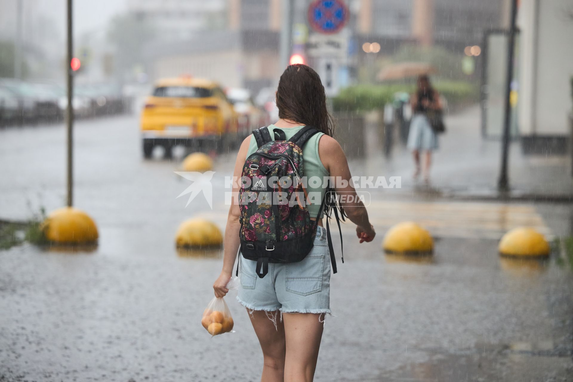 Сильный дождь в Москве