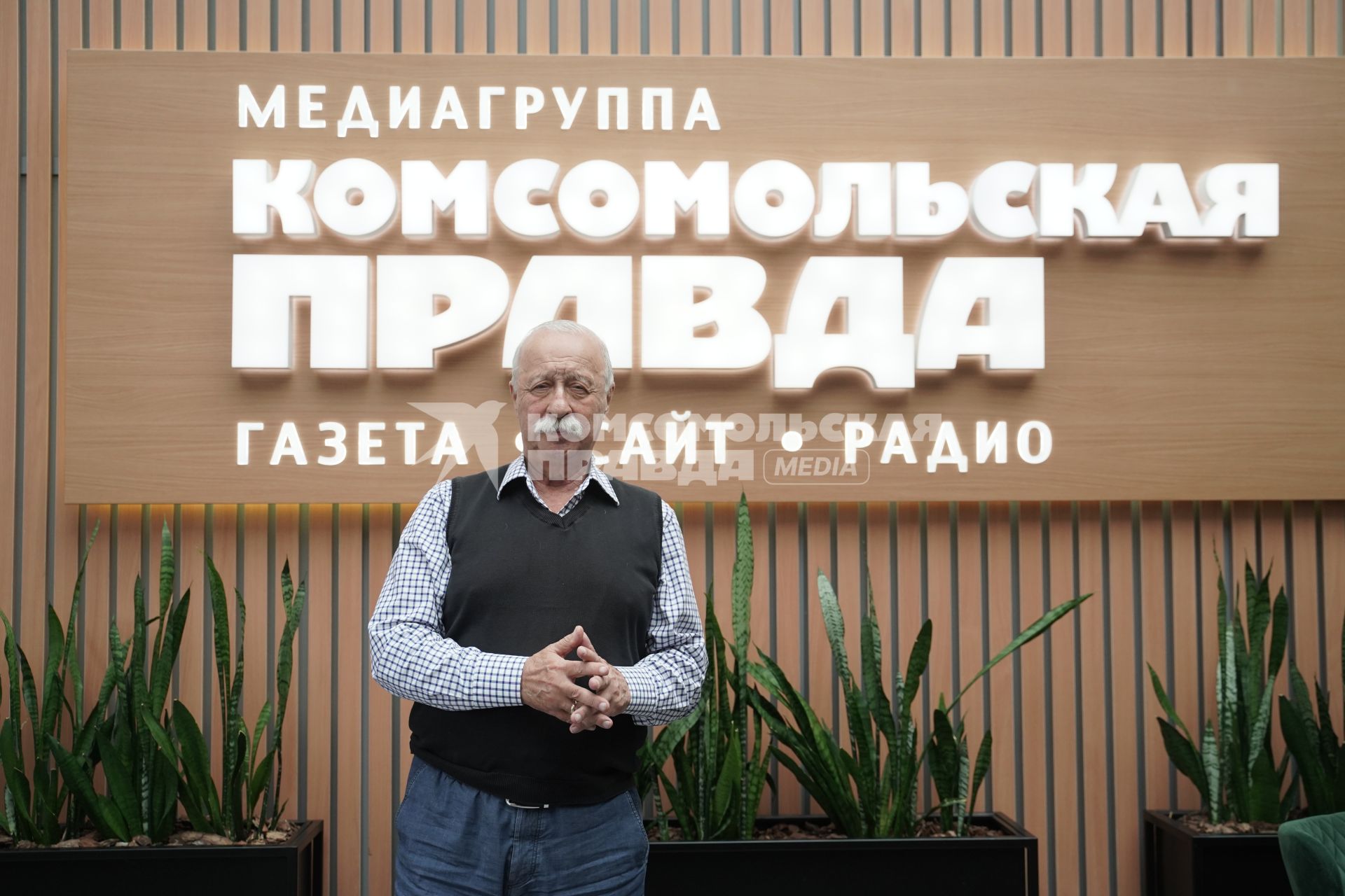 Леонид Якубович в редакции \"Комсомольской правды\"