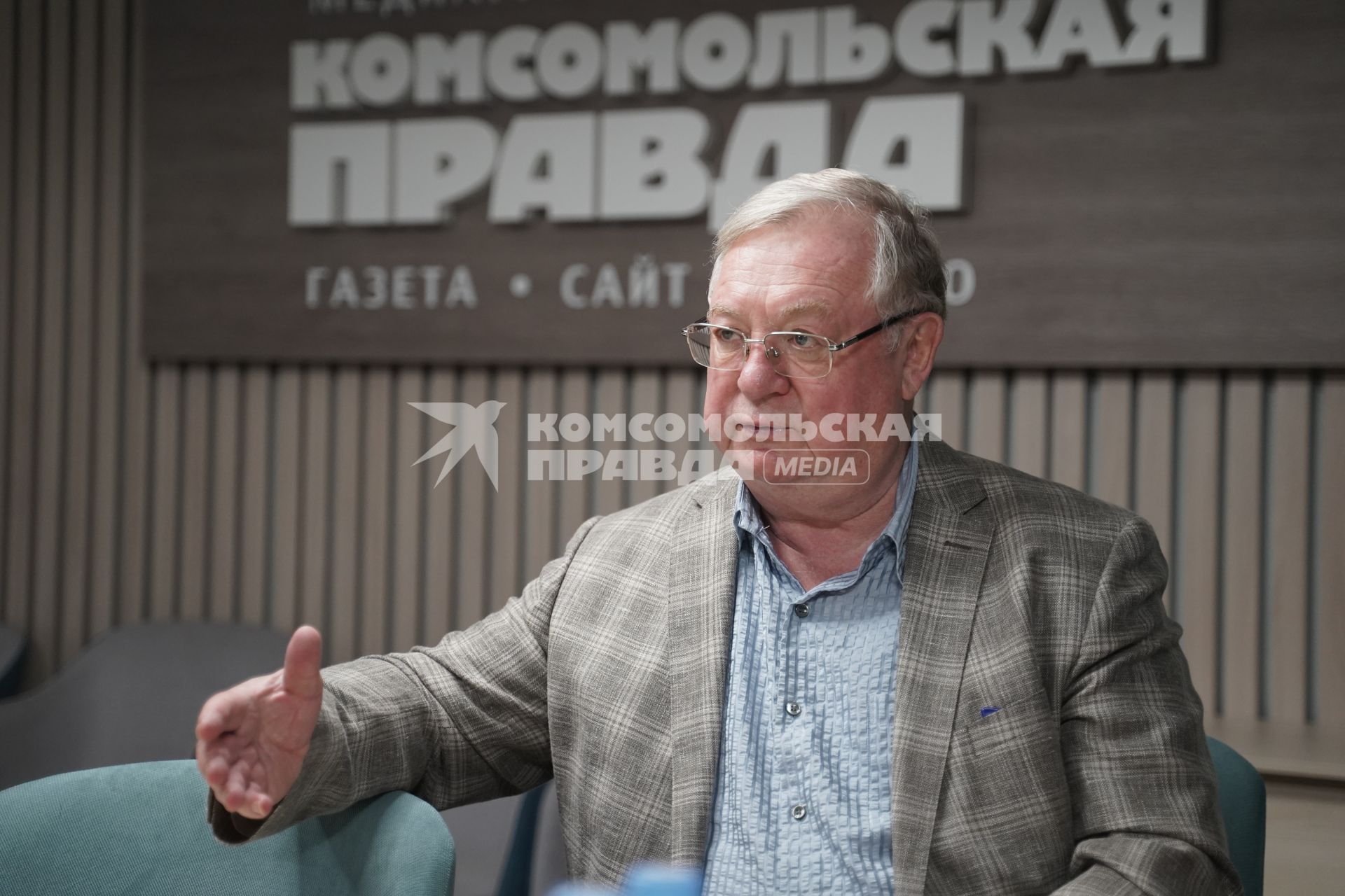 Сергей Степашин в редакции \"Комсомольской правды\"