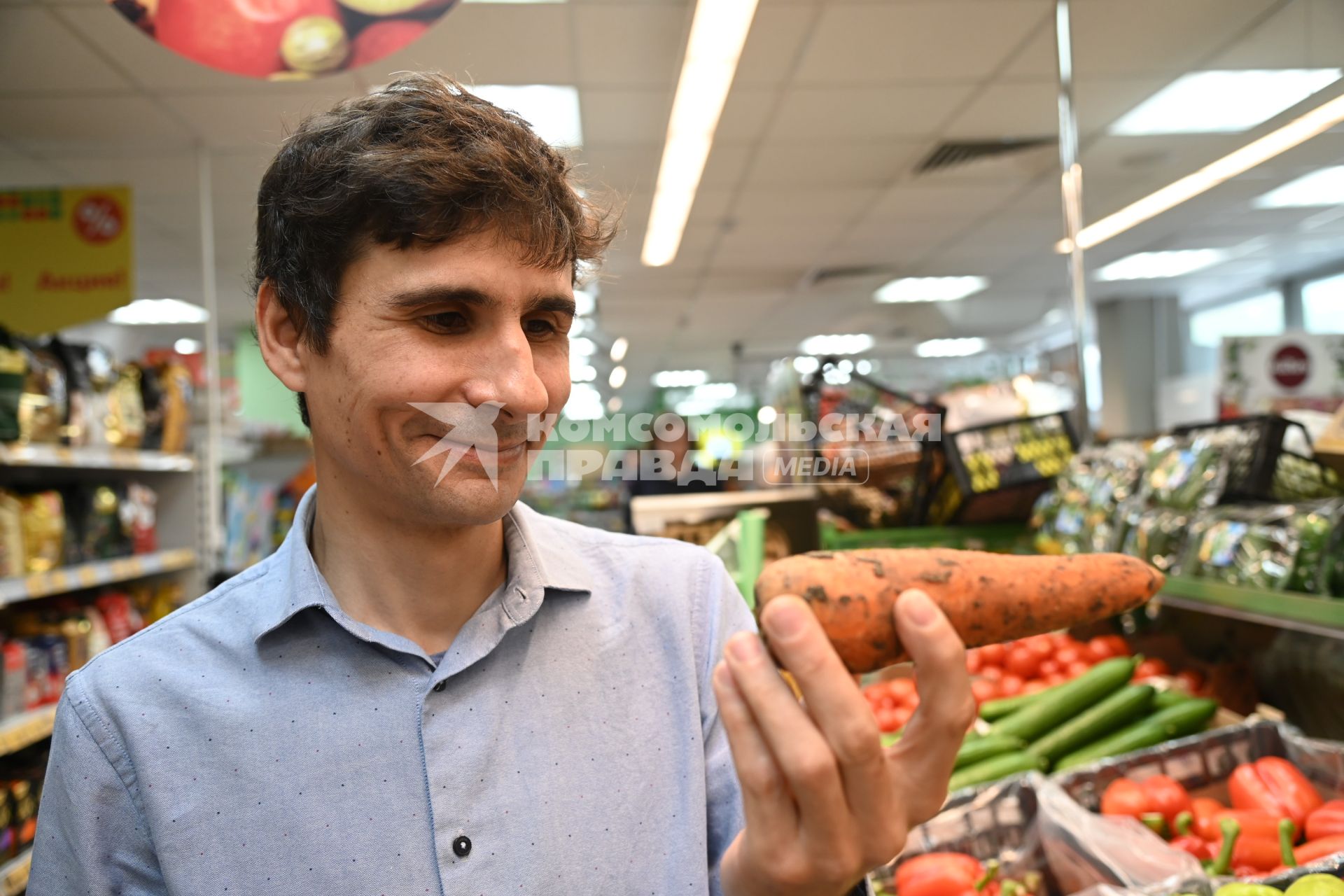 Овощи в продуктовом магазине