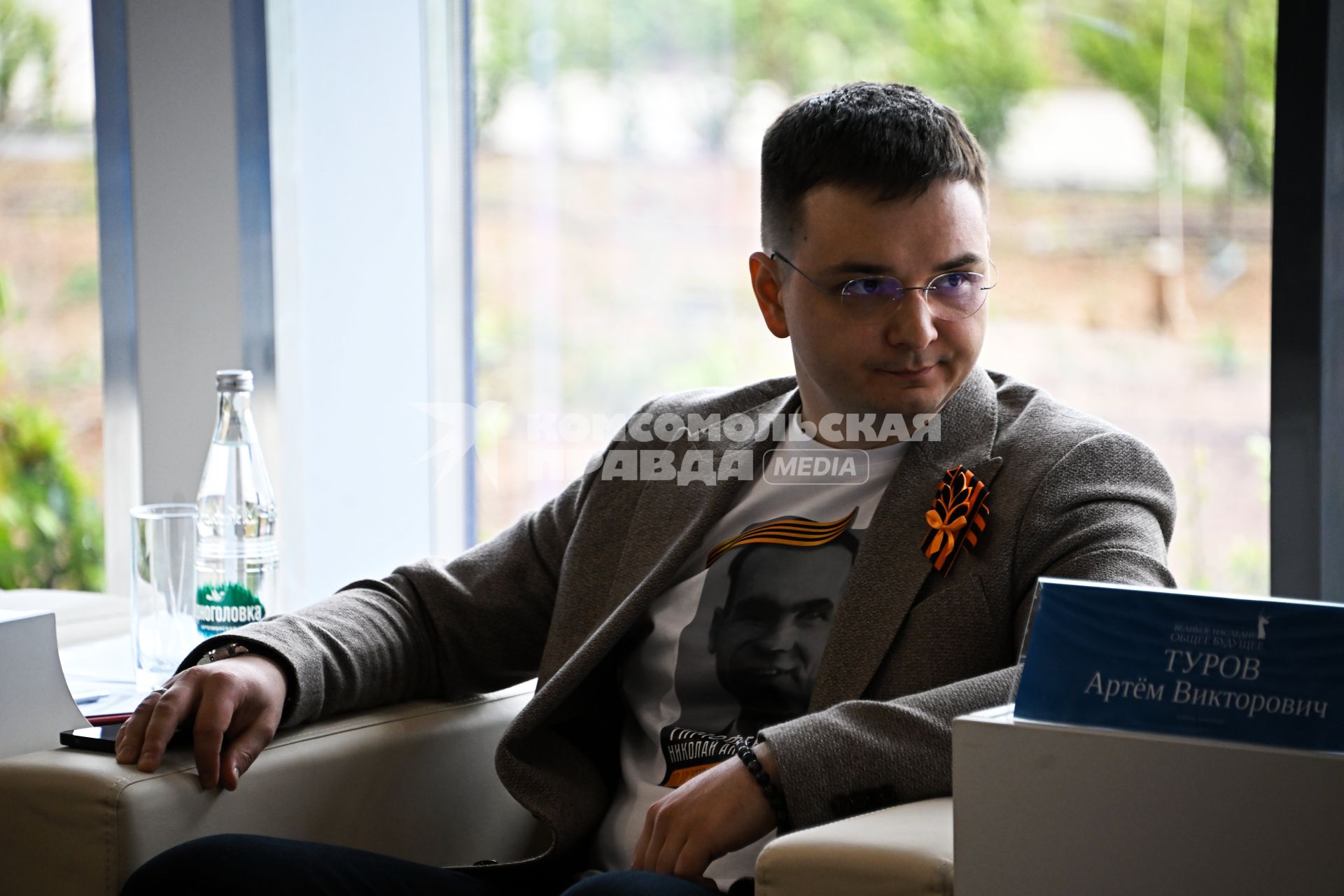 Артем Николаев