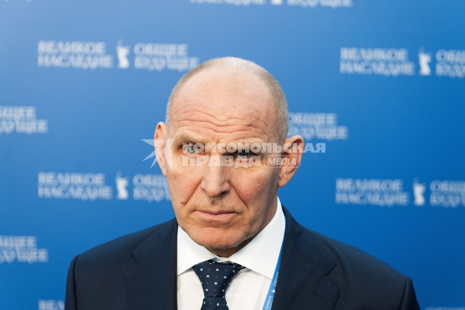 Александр Карелин