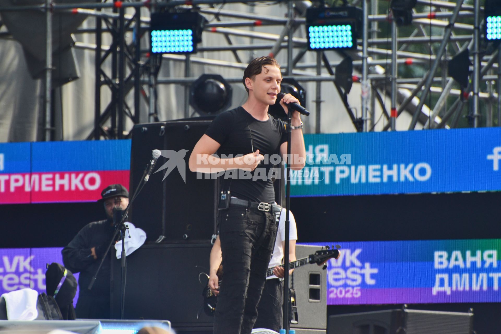 Ваня Дмитриенко